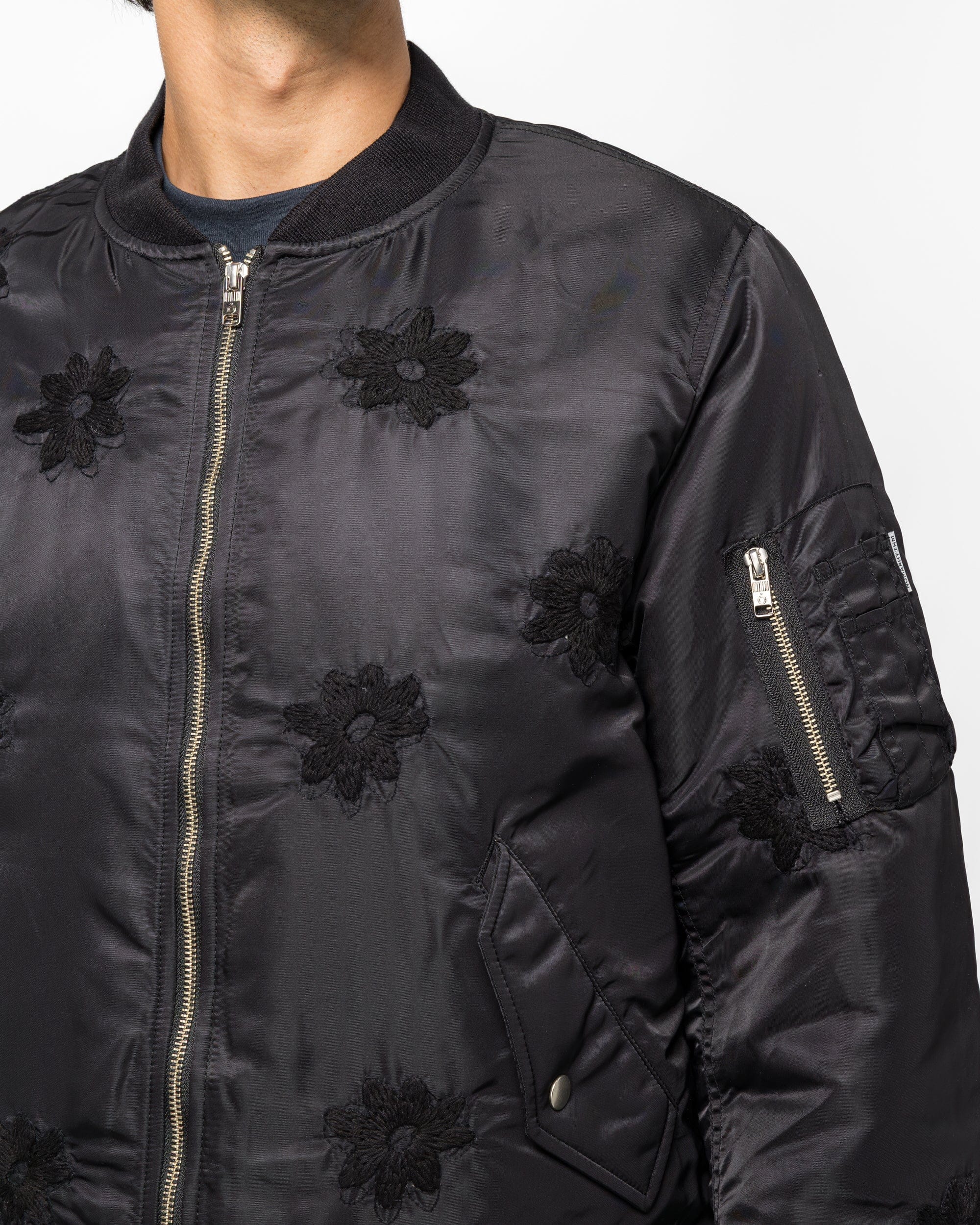 NOMARHYTHM TEXTILE Flower Embroidery Flight Jacket - Black
