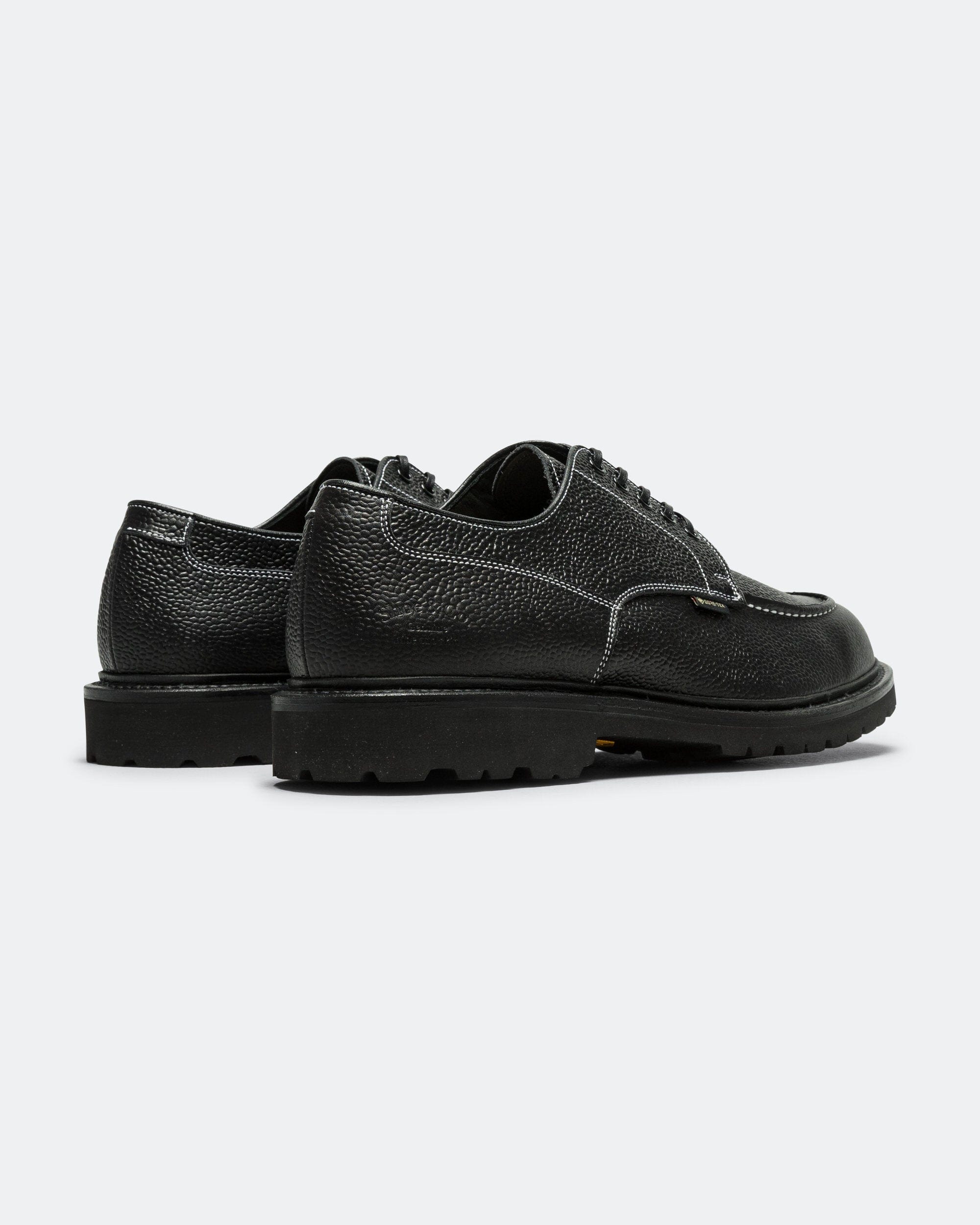 Regal Shoe & Co U-Tip Derby GORE-TEX - Pebbled Black Leather/Reflective Stitching