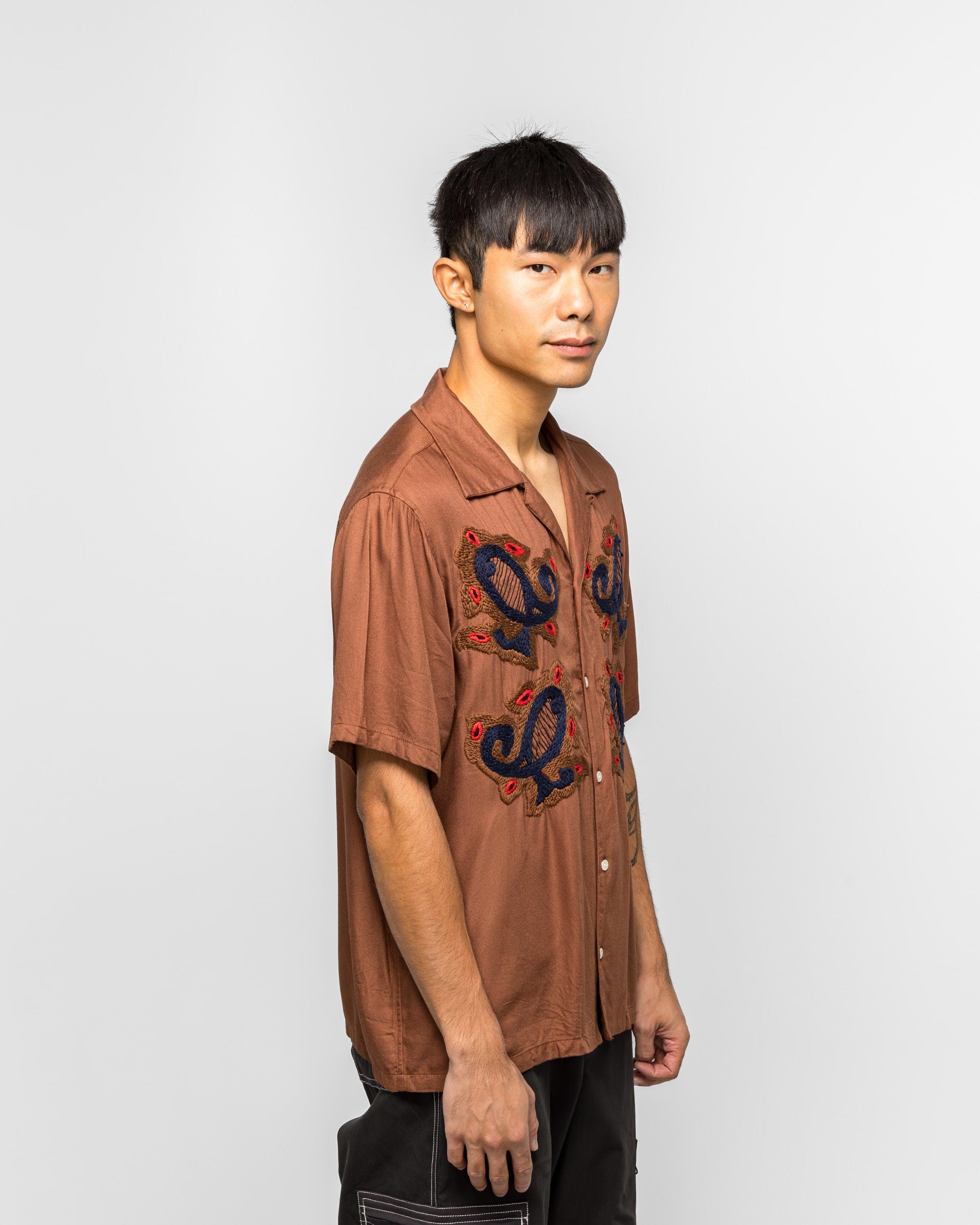 NOMARHYTHM TEXTILE Paisley Embroidery Open Collar SS Shirt - Walnut
