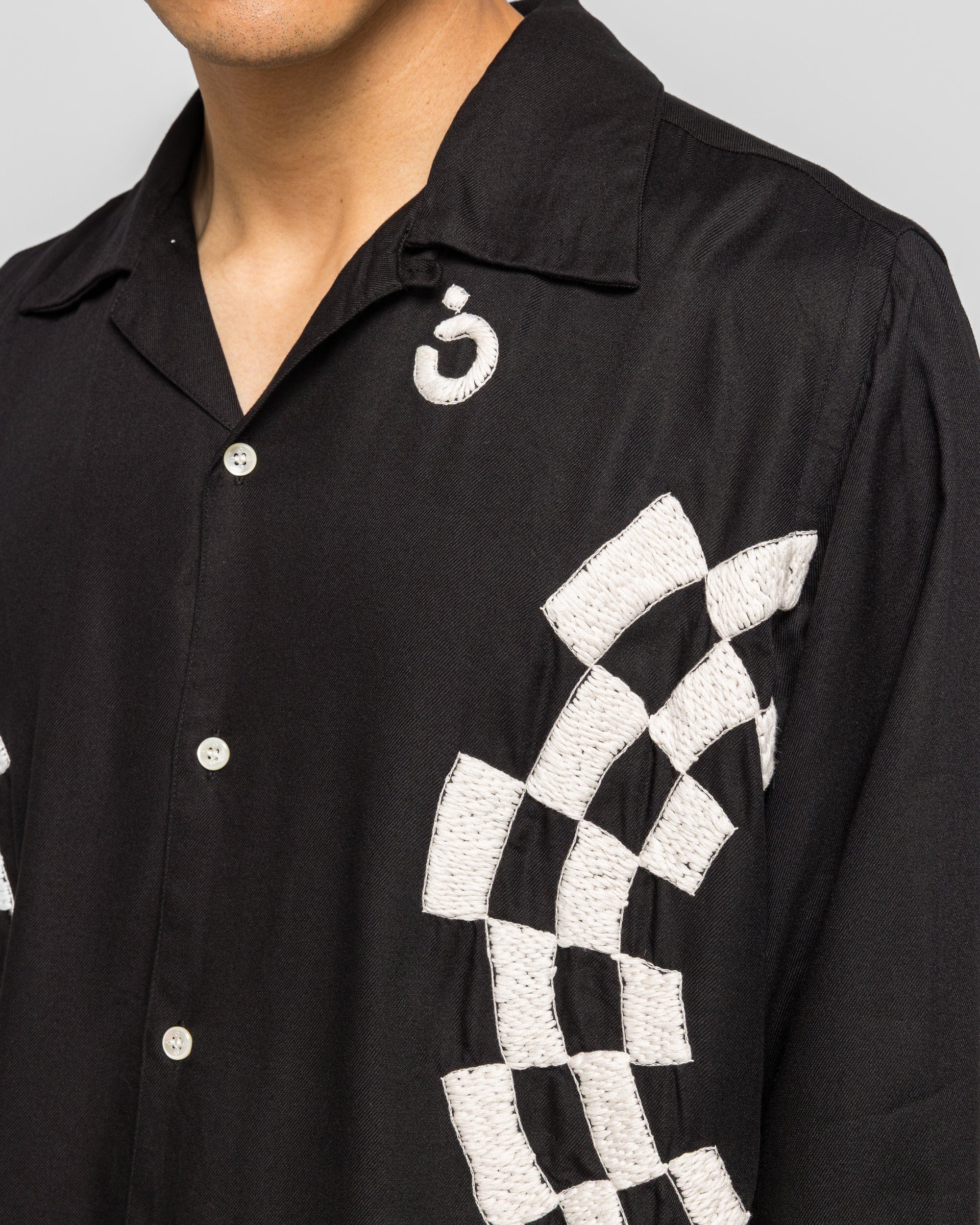 NOMARHYTHM TEXTILE Checker Embroidery Open Collar Shirt - Black