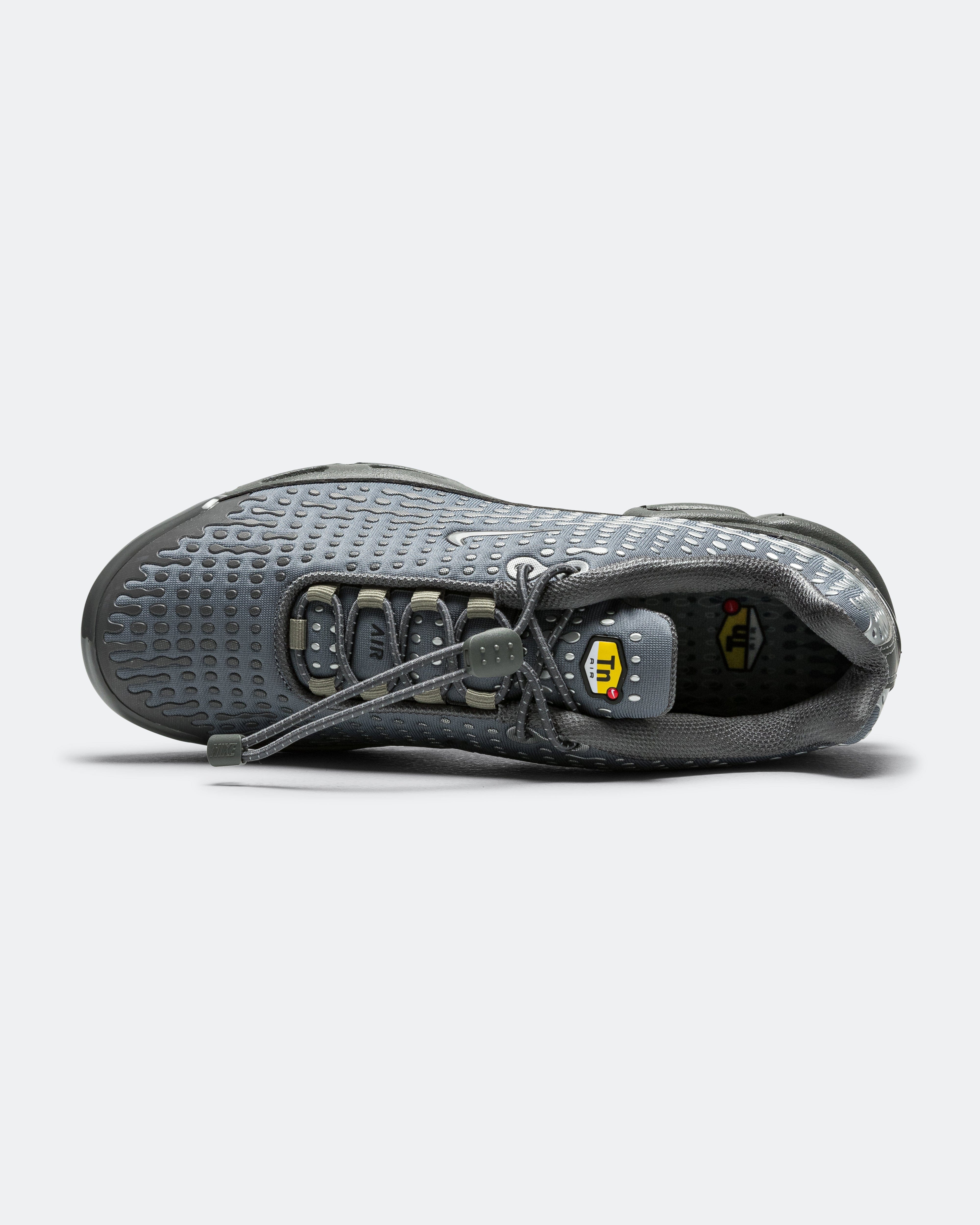 Nike Air Max Plus VII - Smokey Grey/Metallic Silver-Iron Grey