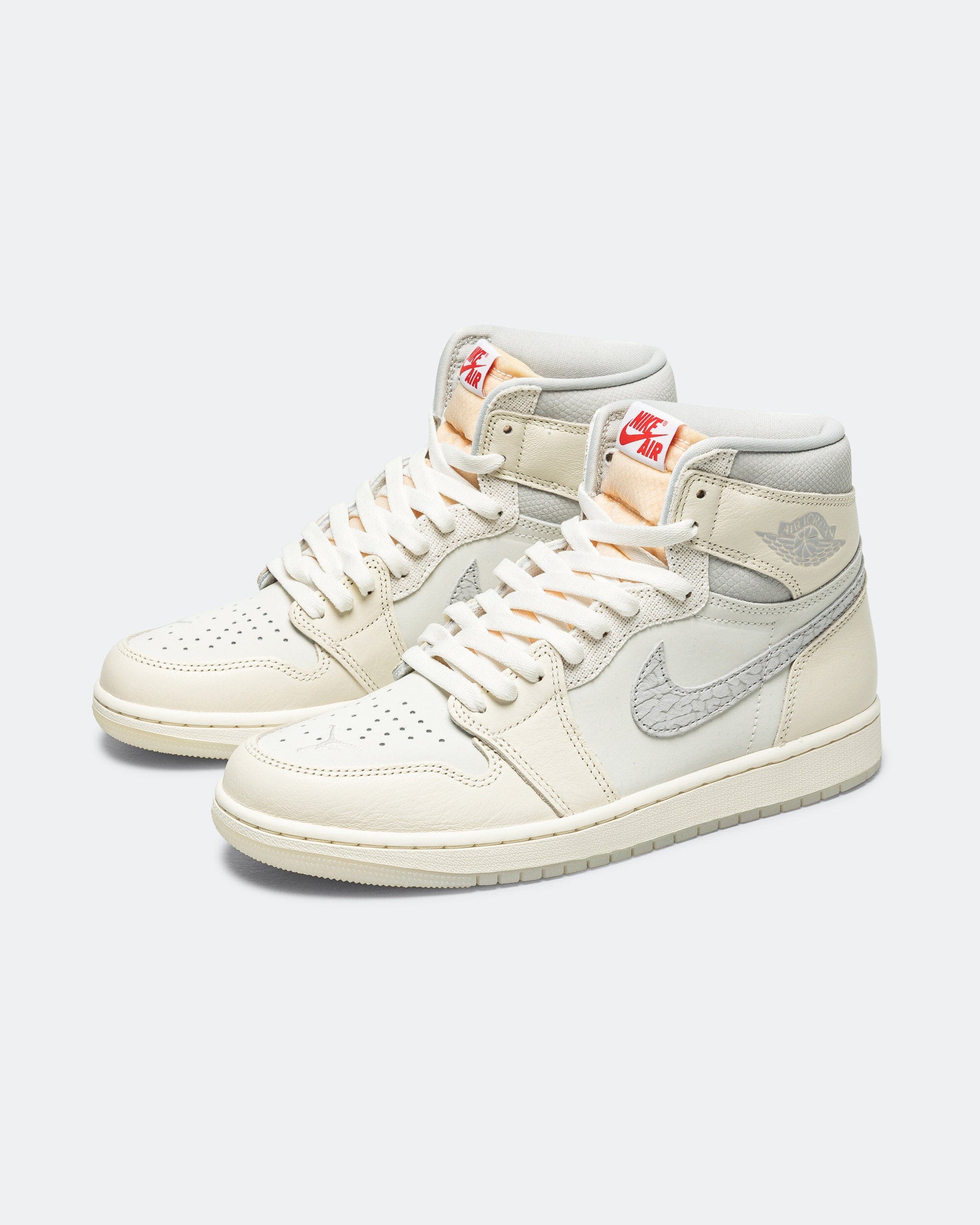Air Jordan 1 Retro - Sail/University Red-Pale Ivory