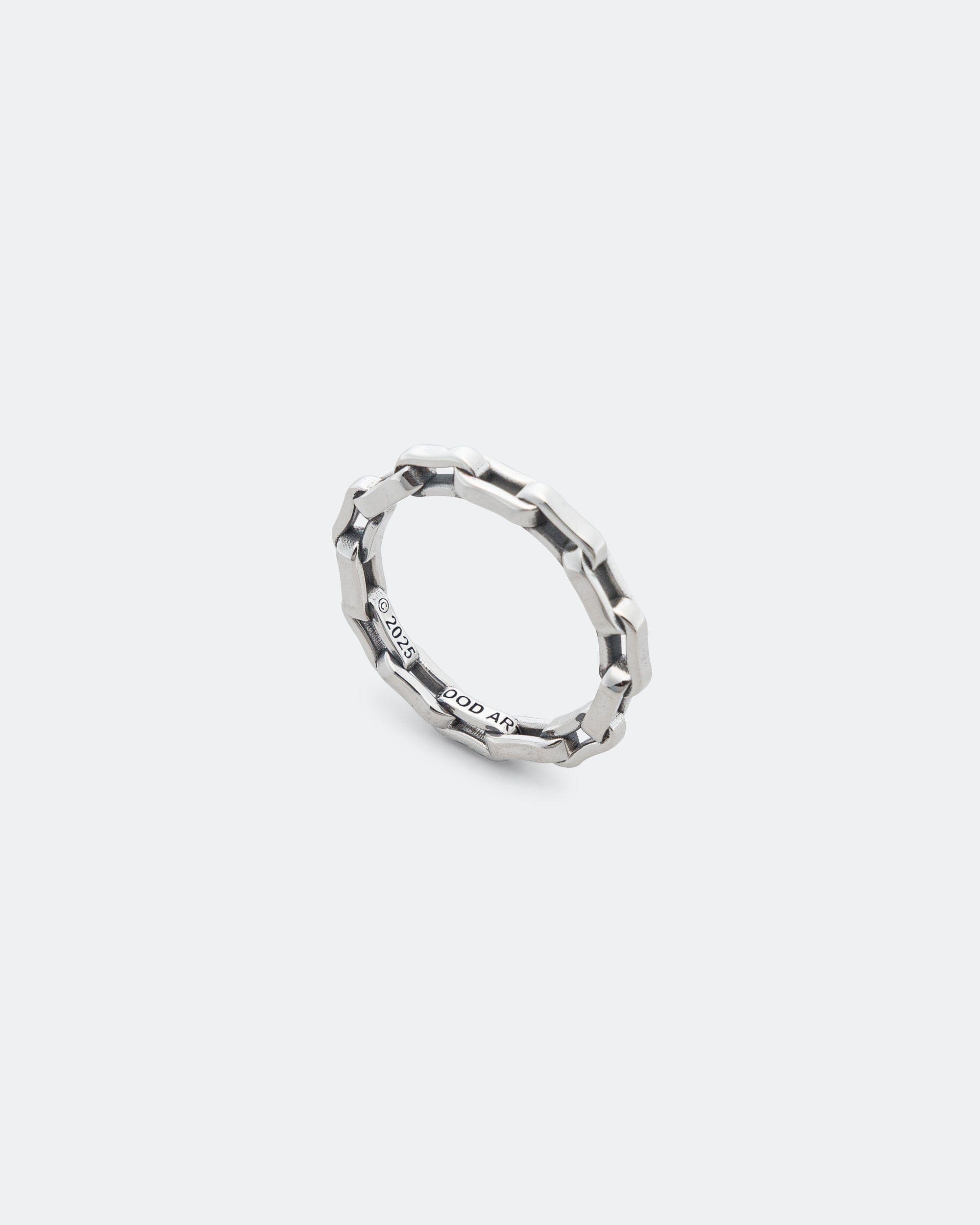 Good Art Hlywd Bottle Chain Ring - A