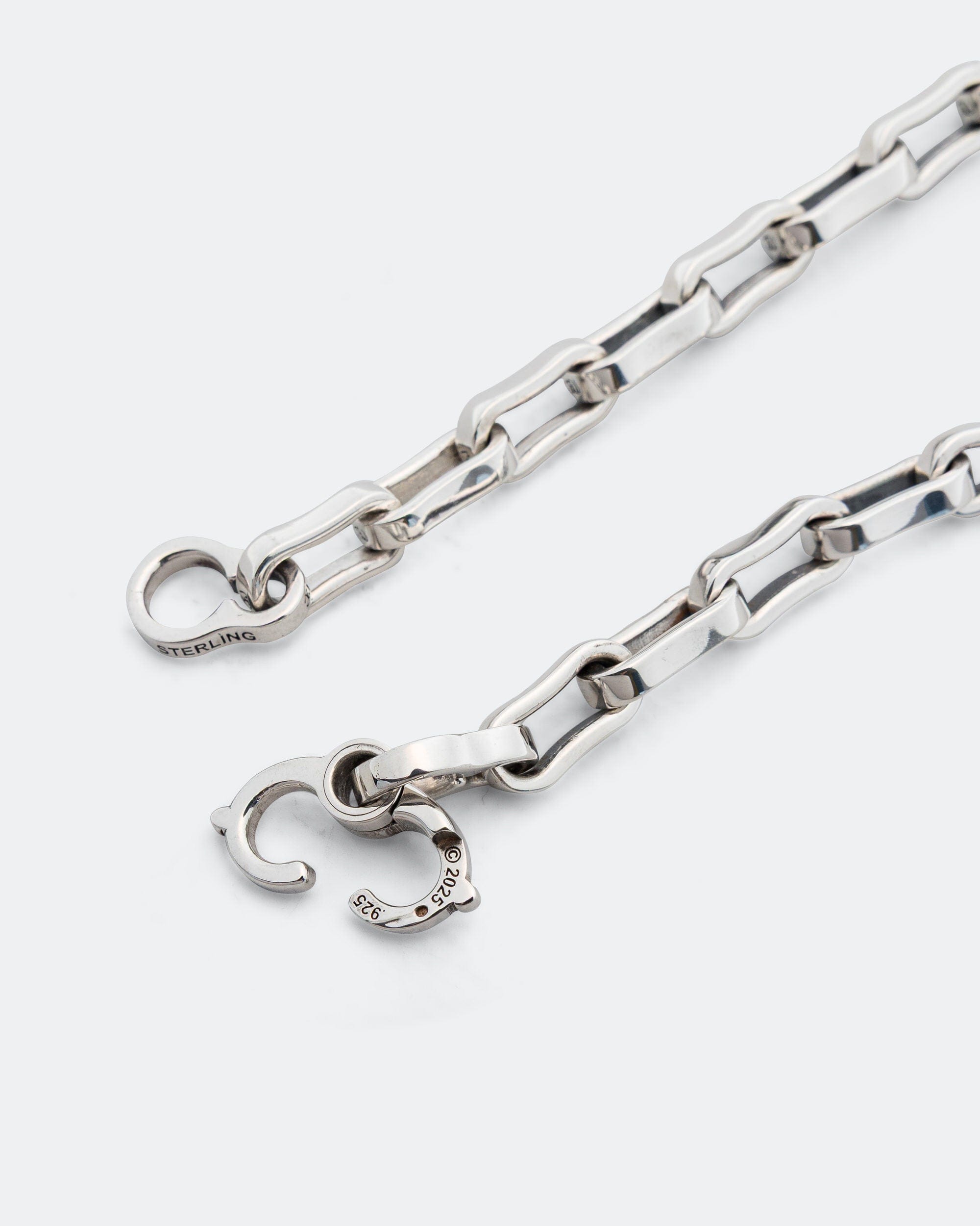 Good Art Hlywd Bottle Chain Necklace - 2A