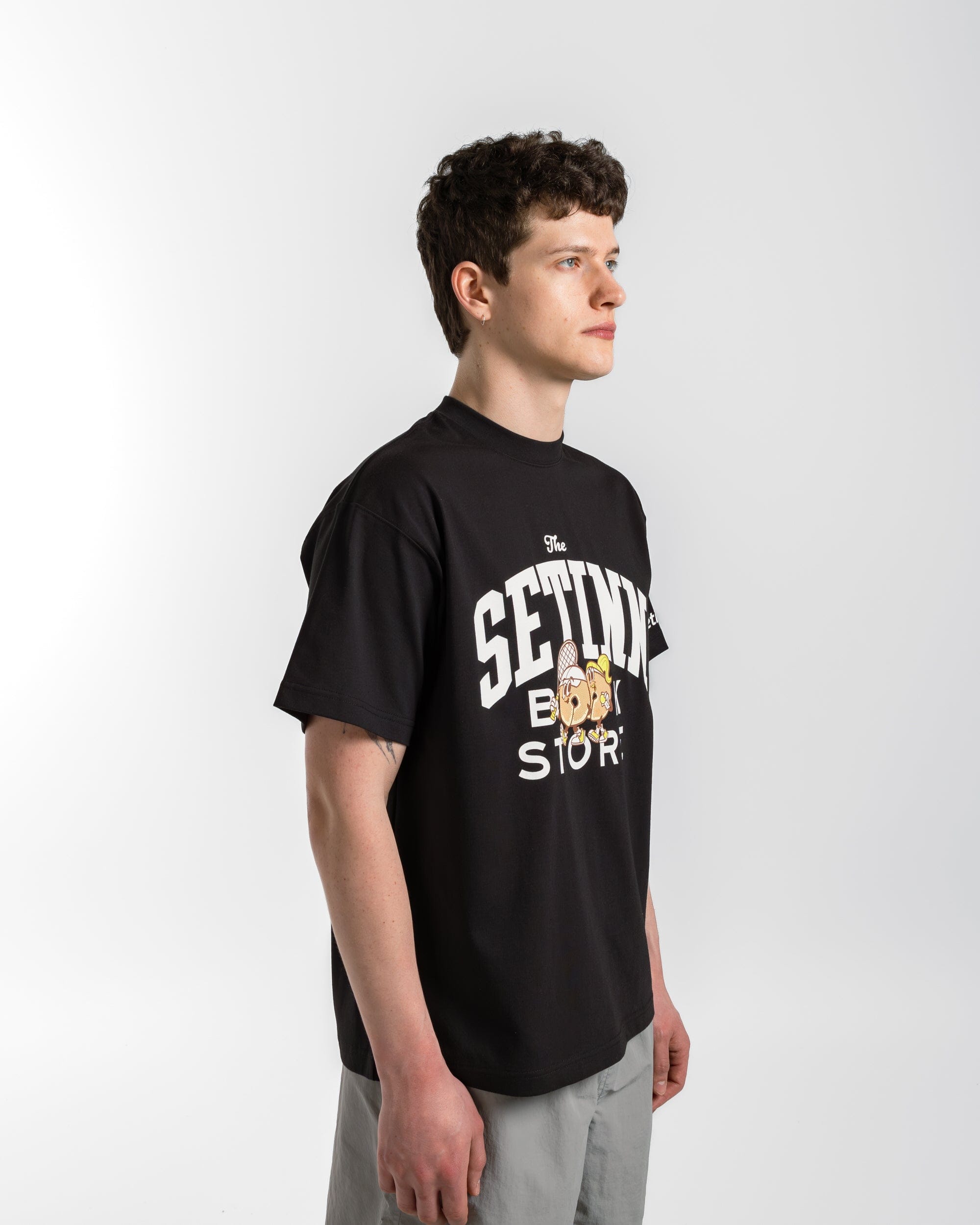 Setinn STN Bookstore Tee - Black