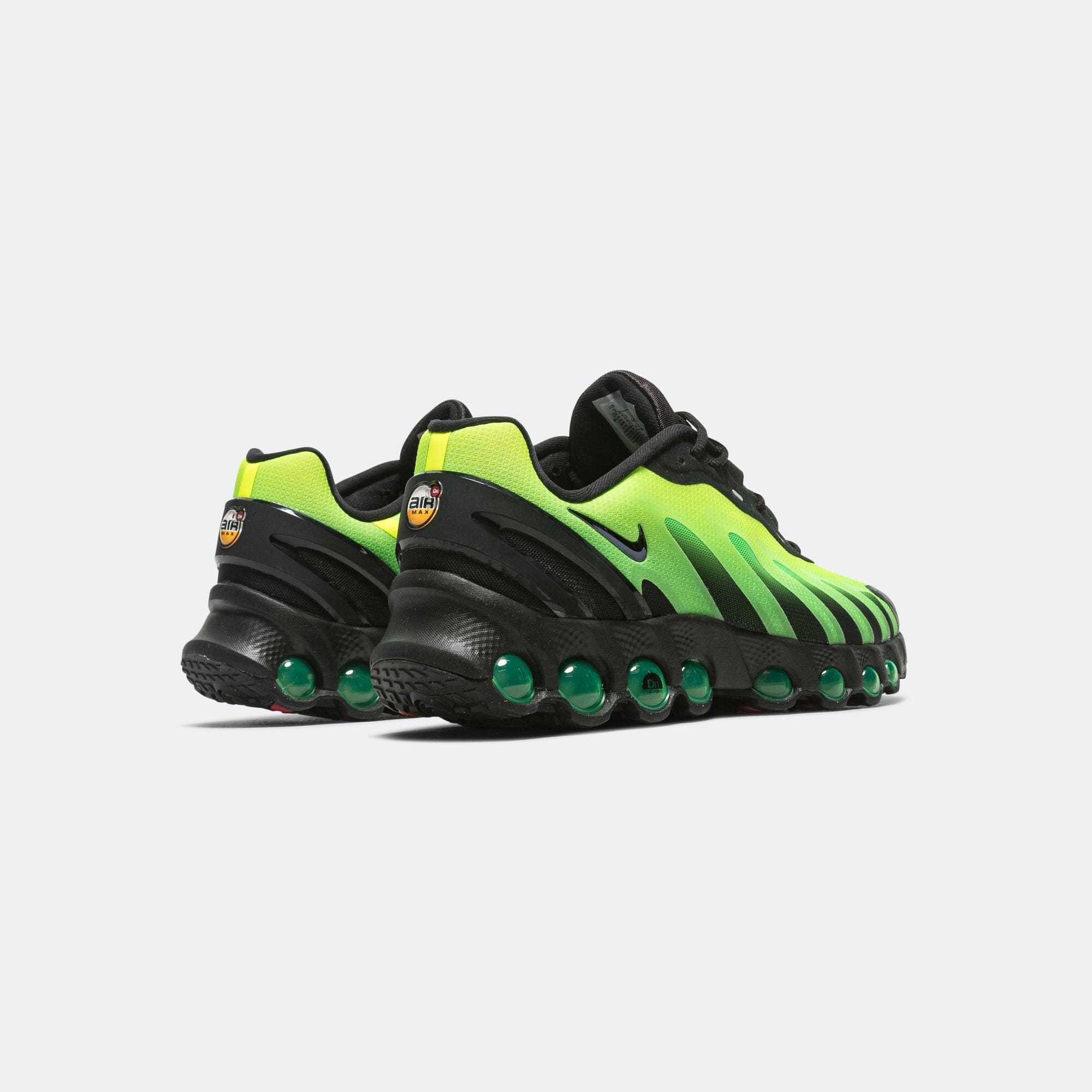 Nike Air Max DN8 - Black/Green Strike-Volt