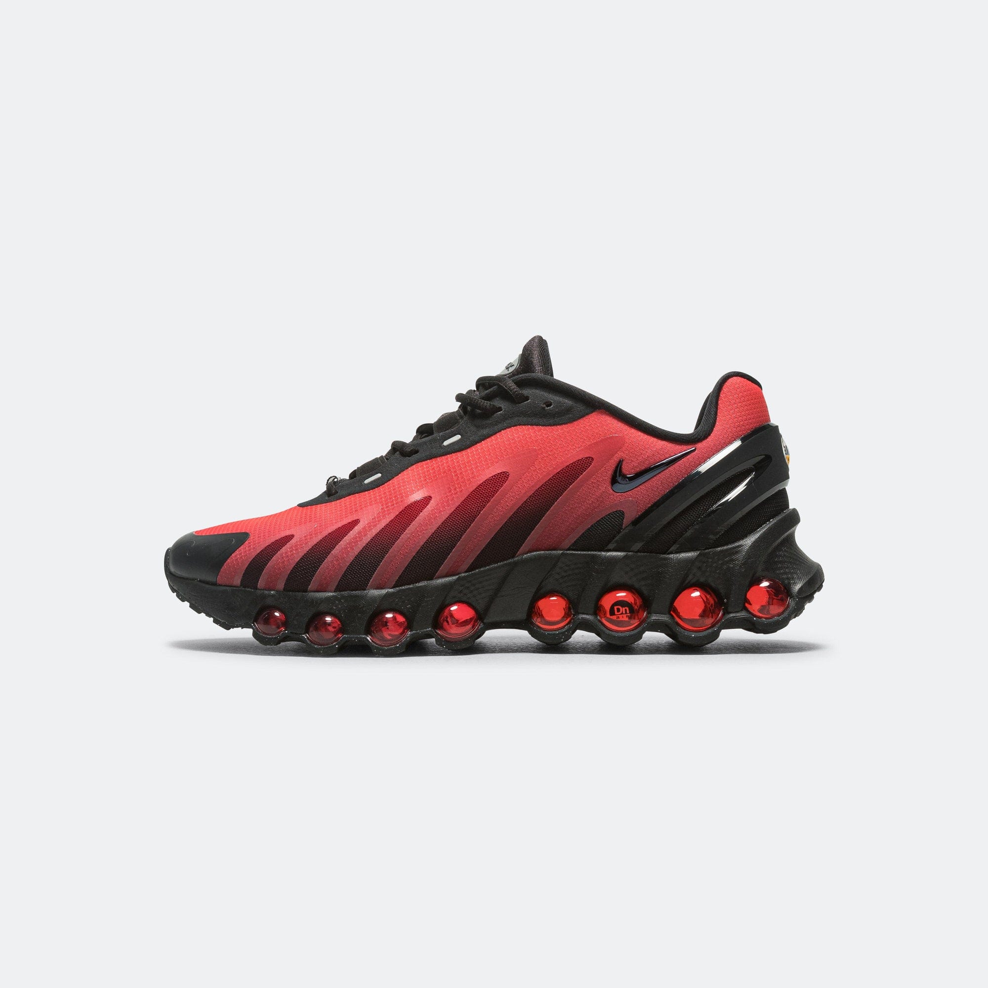 Nike Air Max DN8 - Black/Gym Red-Bright Crimson