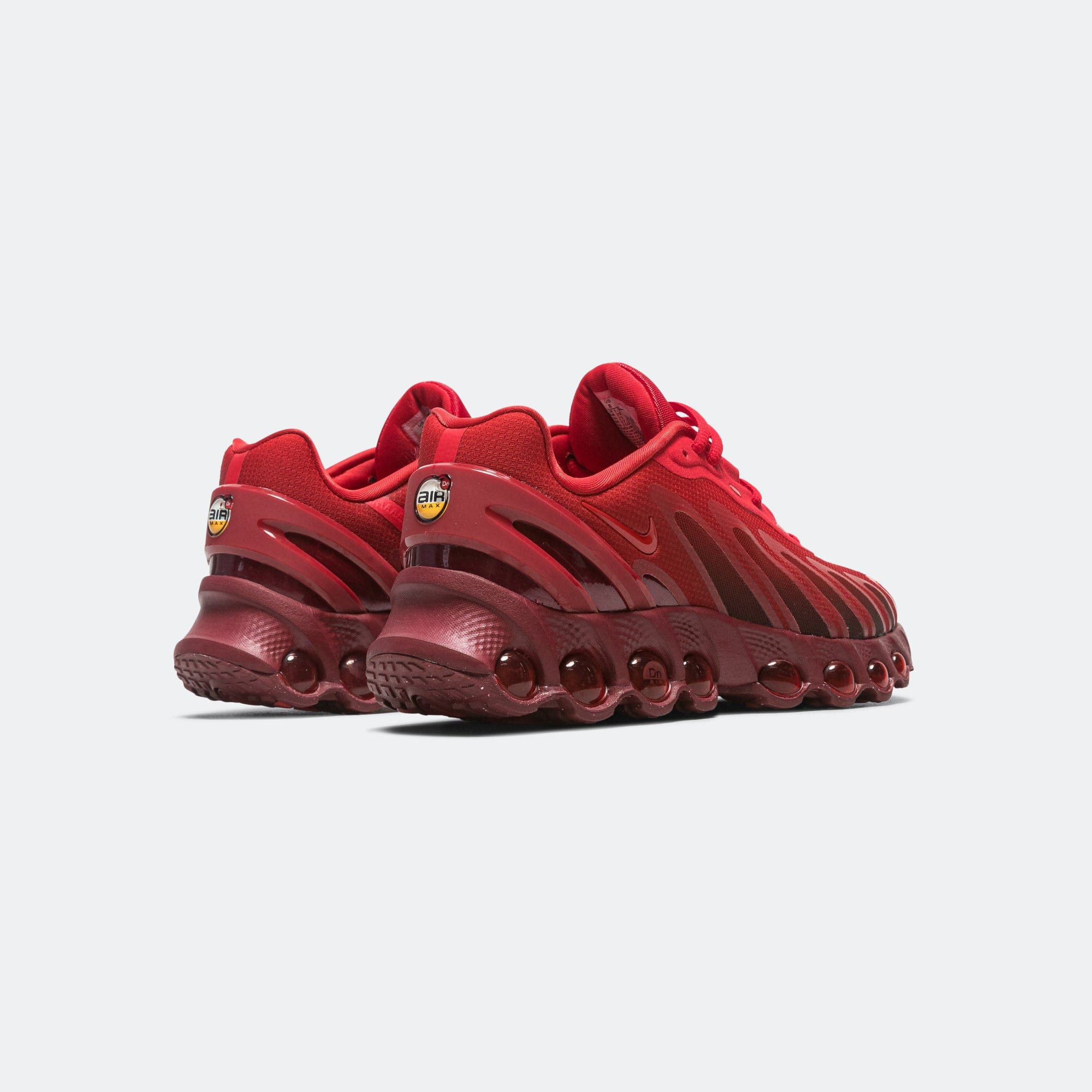 Nike Womens Air Max DN8 - University Red/Tough Red