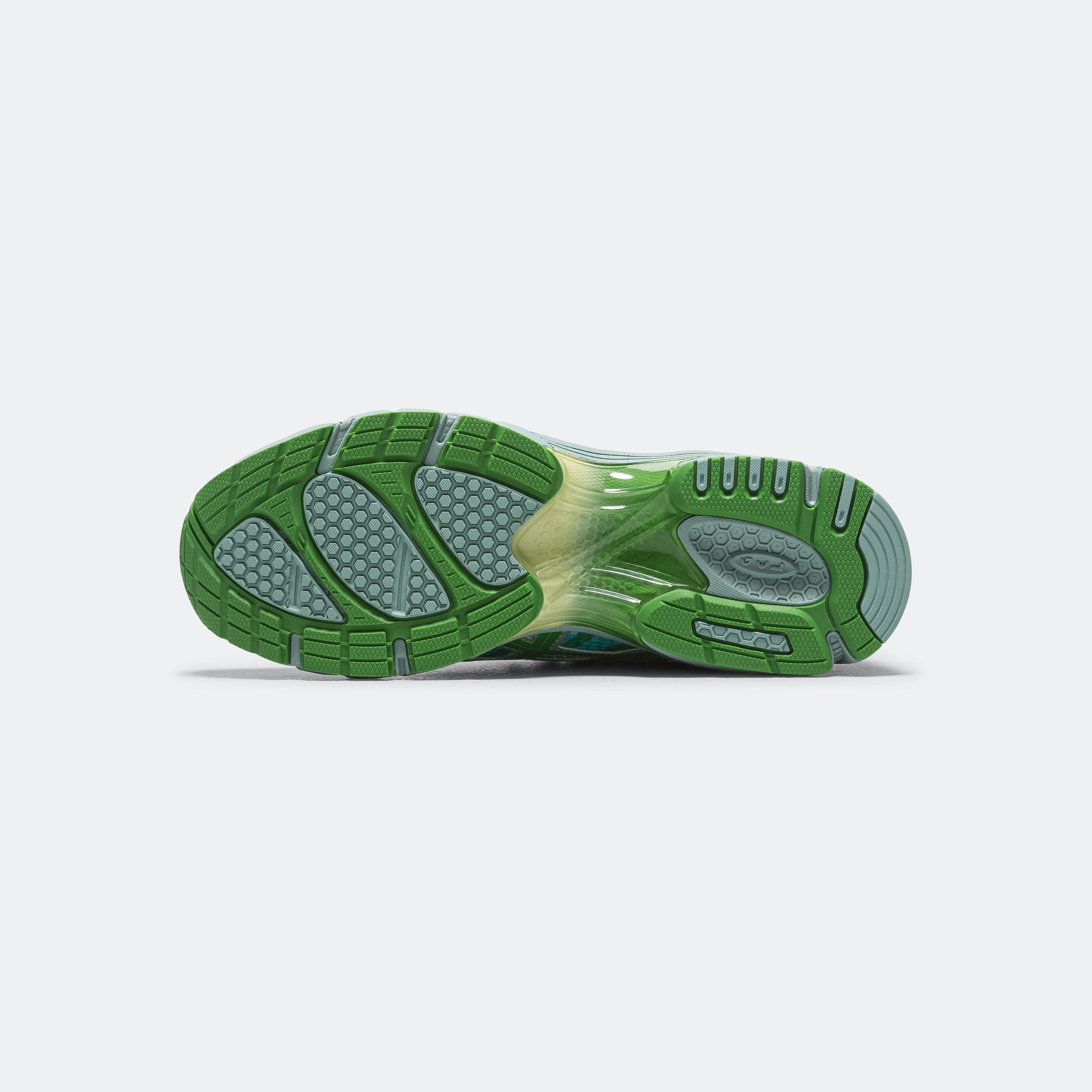 ASICS UB9-S GEL-DS Trainer 14 - Waterfall/Lichen Rock