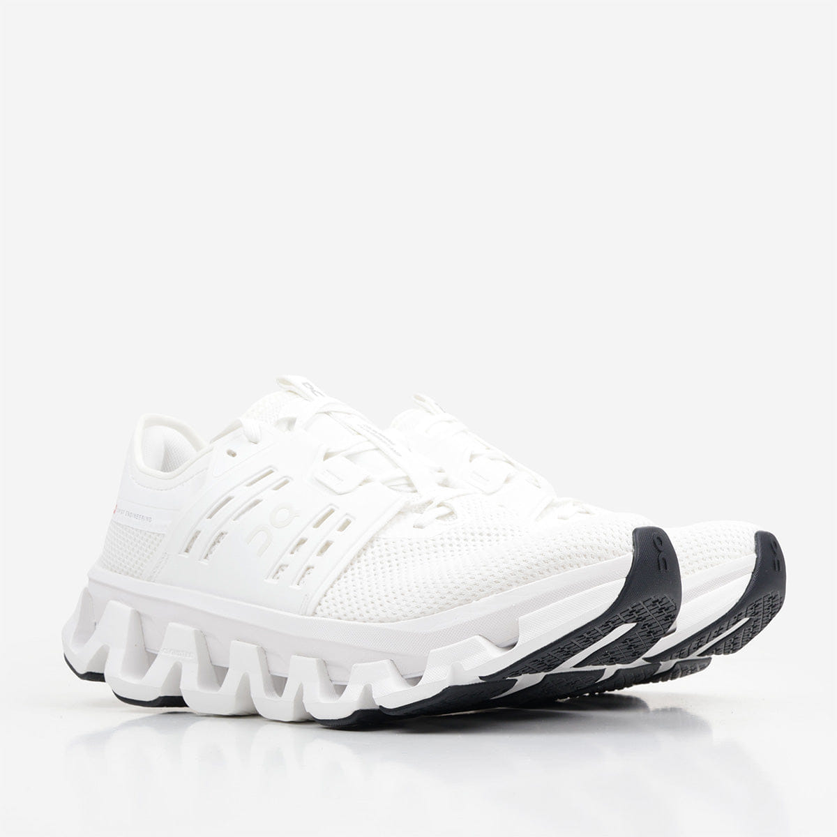 ON Running Cloudswift Amp Shoes