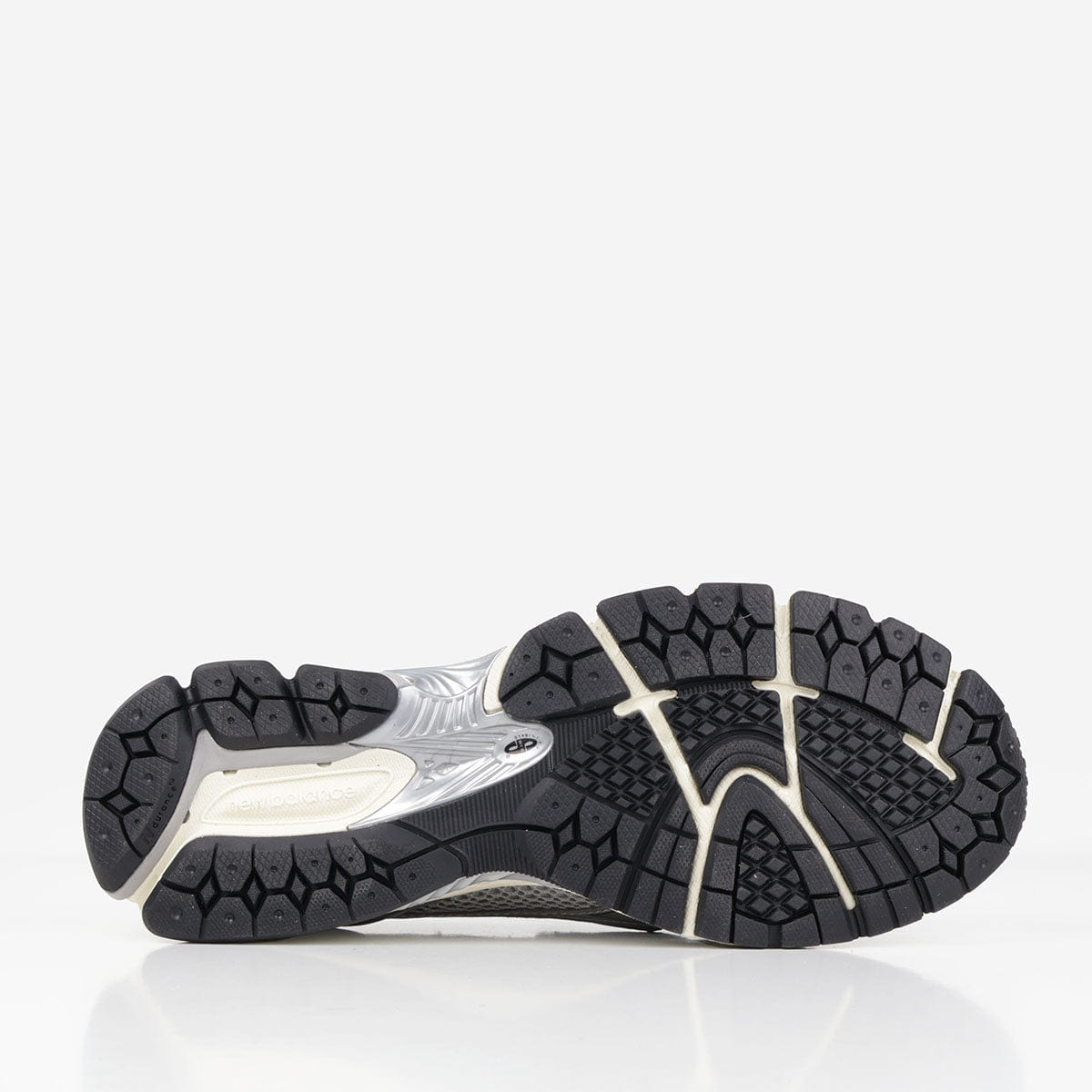 New Balance 1906LAE Shoes