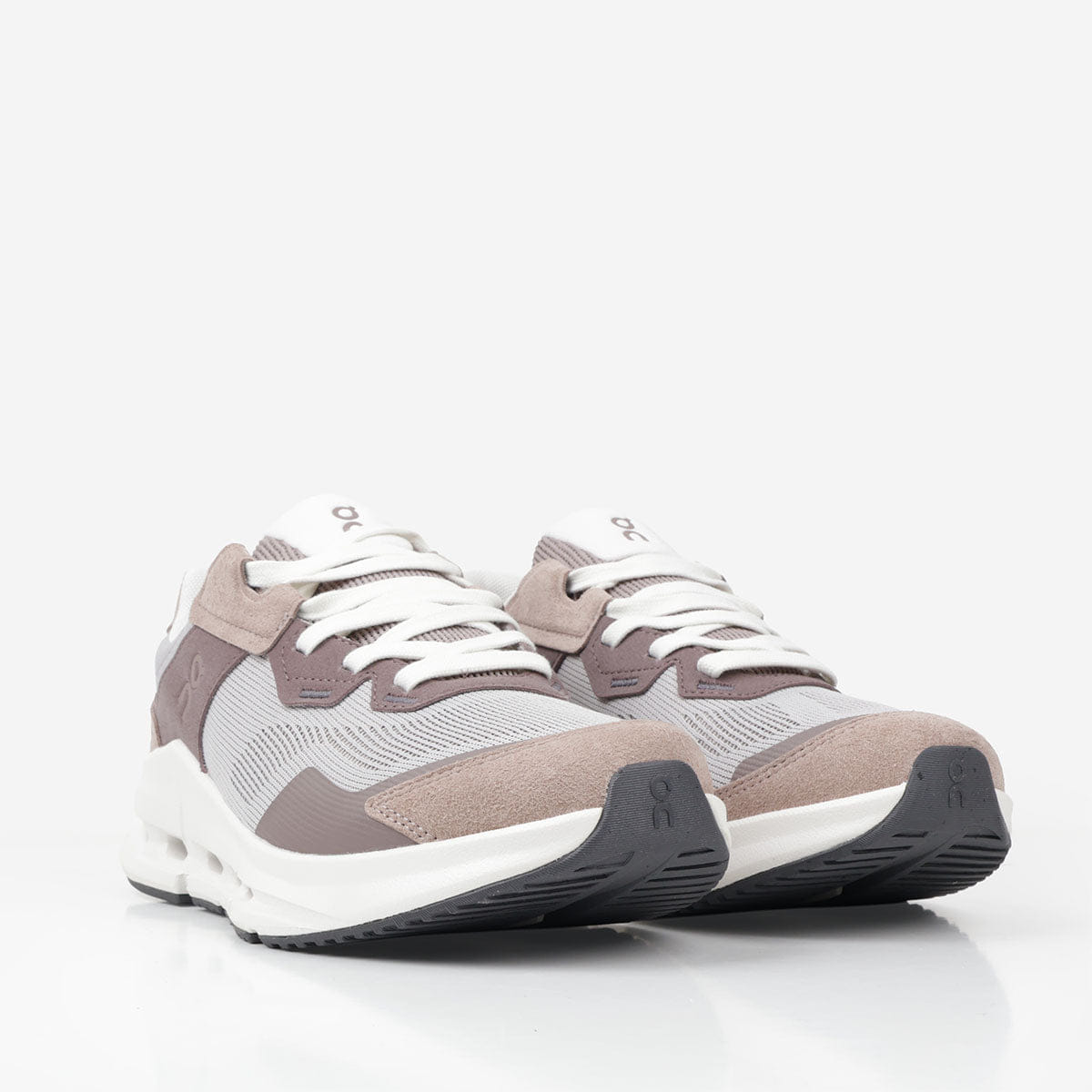 On Running ON Cloudnova Rift Shoes