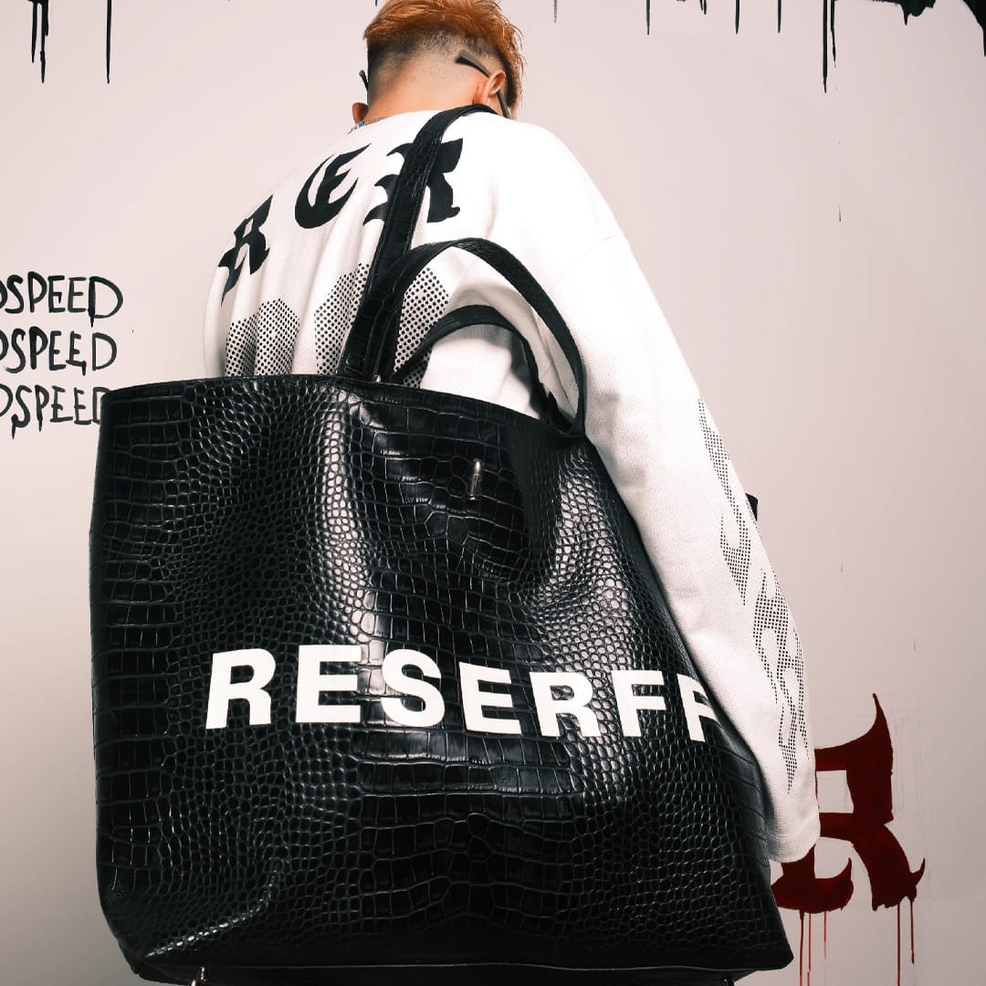 RESERFF LEATHER SKIN TOTE BAG