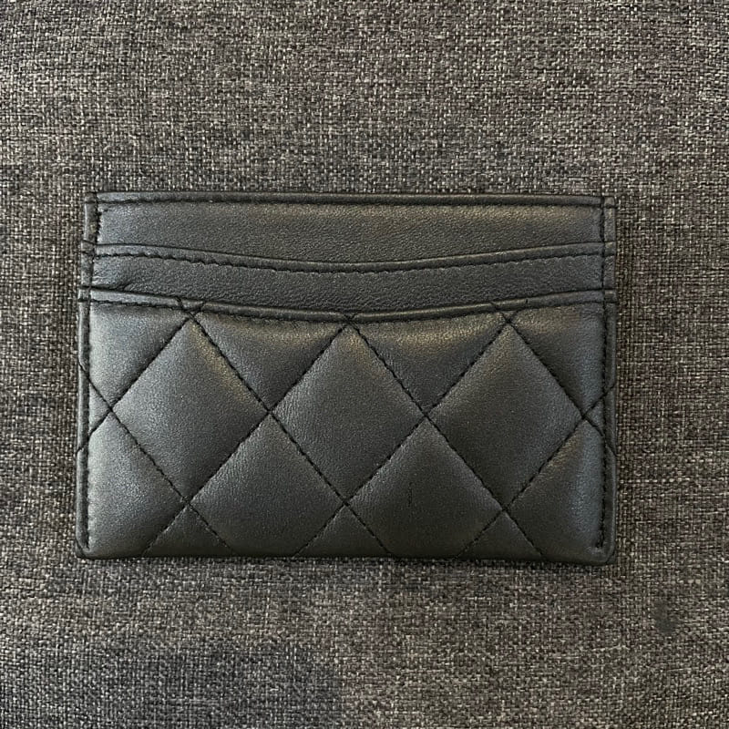 CHANEL CARD HOLDER WITH LAMB SKIN