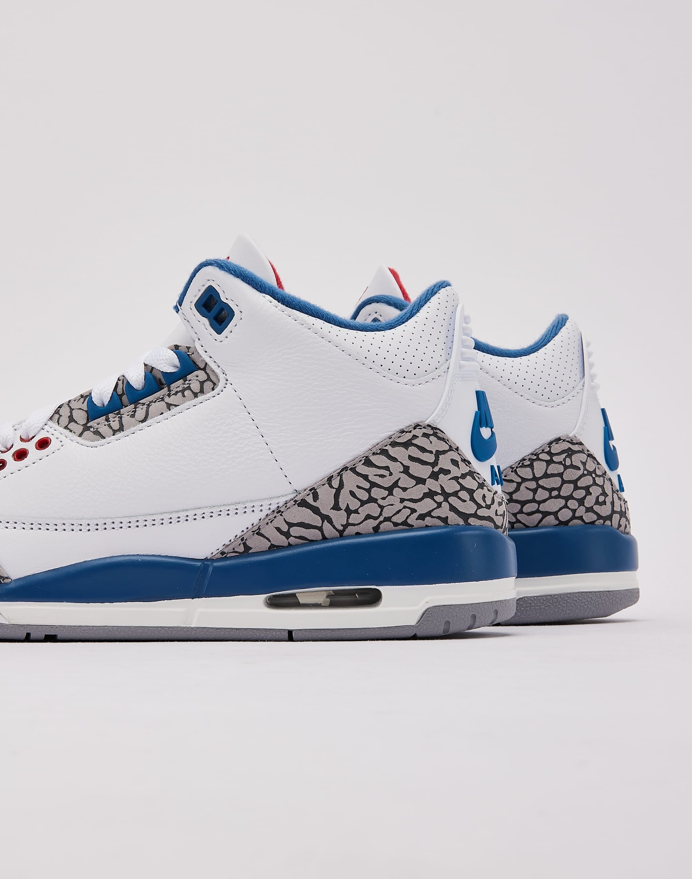 Air Jordan Jordan Air Jordan 3 Retro 'True Blue' Grade-School