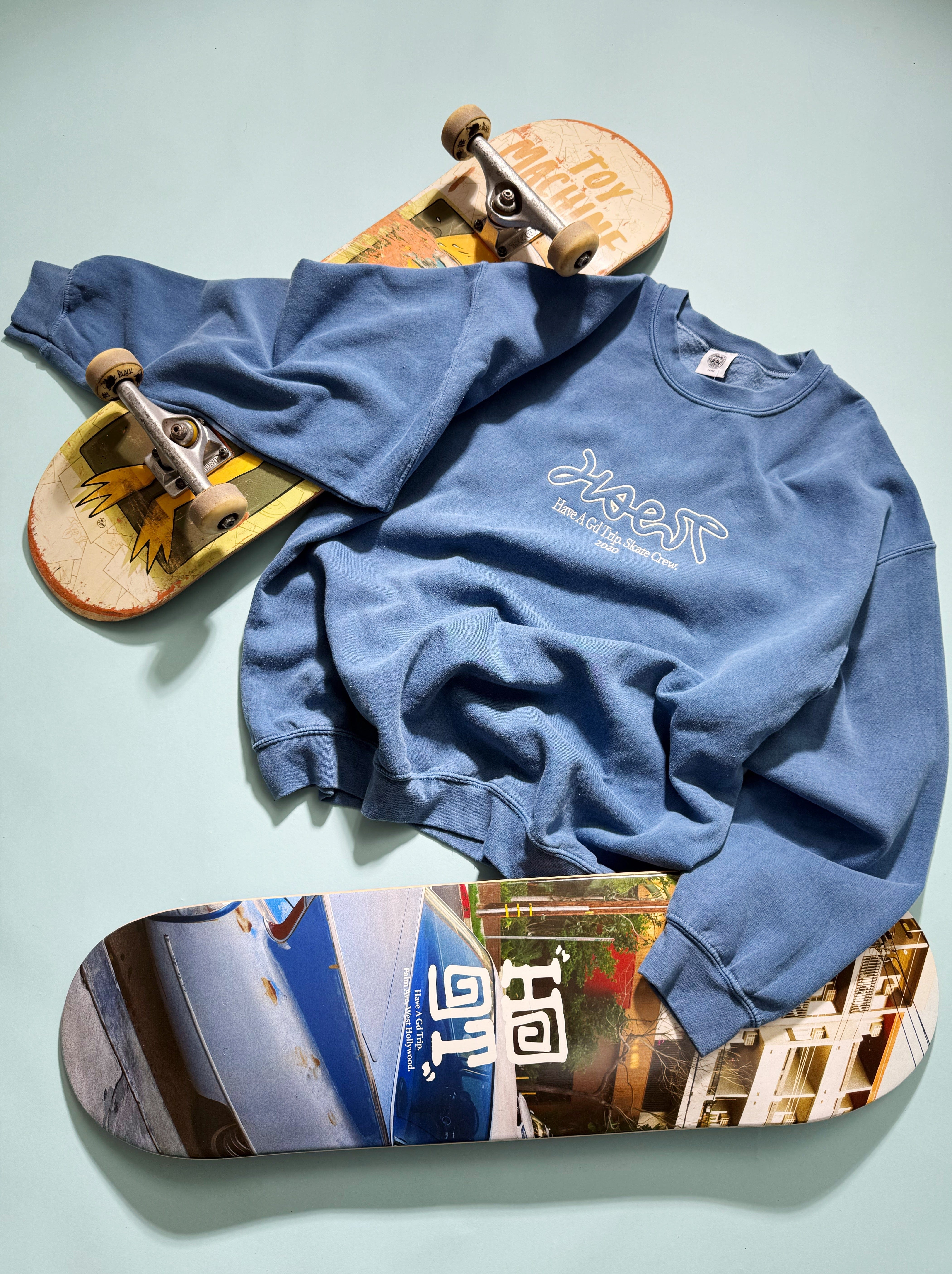 HAVE A GD TRIP 'Gd Crew' Vintage Washed Sweater - Blue