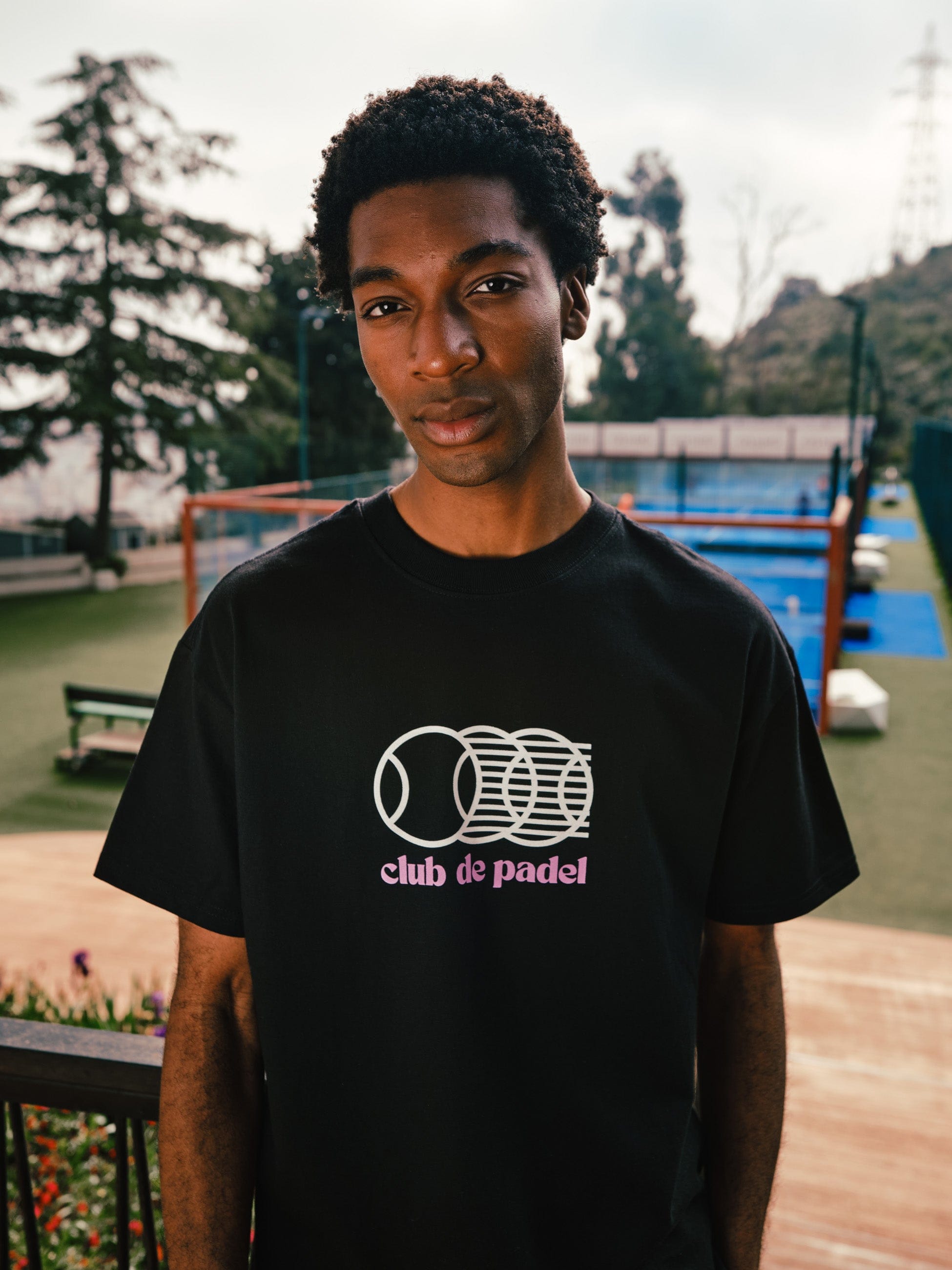 Club de Padel 'Smash' Tee - Black