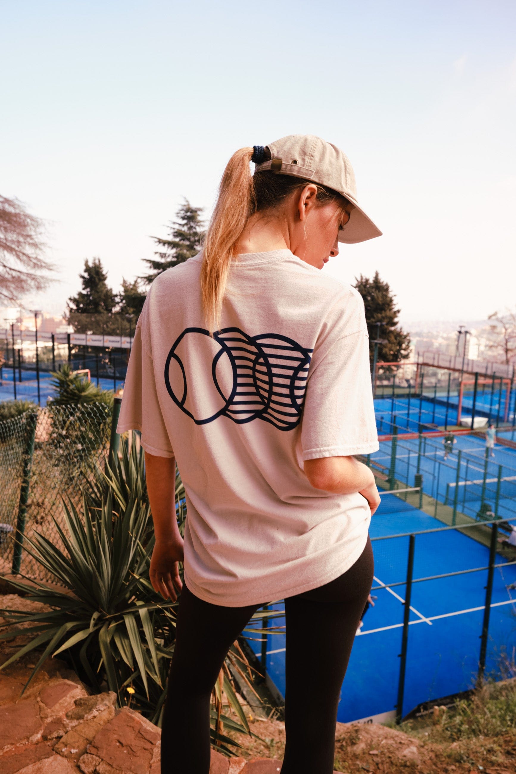 Club de Padel 'Smash' Vintage Washed Tee - Cream