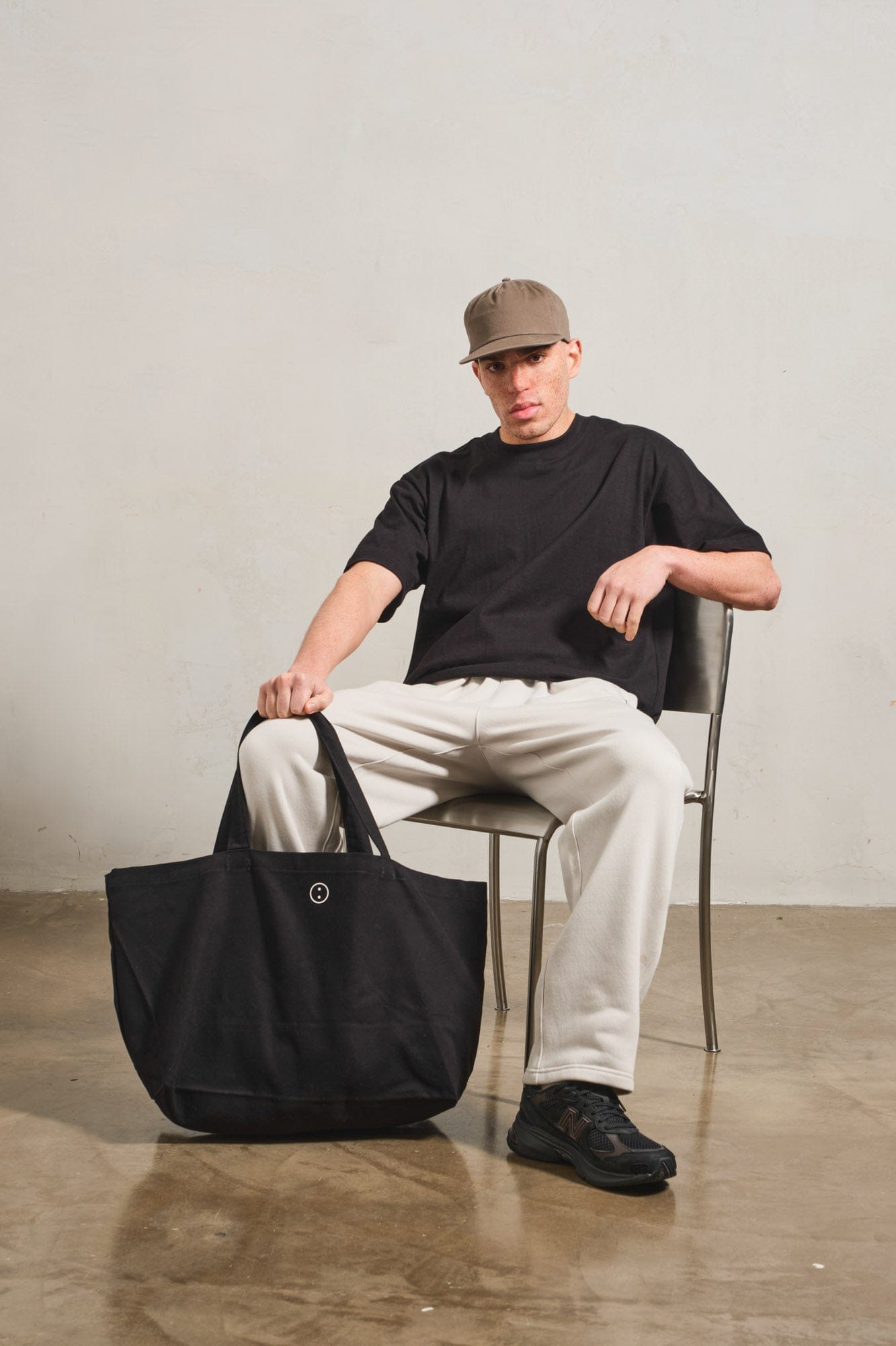 UN:IK Essentials Essentials Oversized Tote Bag - Black
