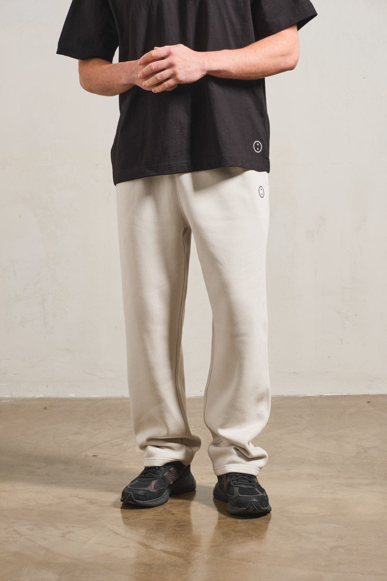 UN:IK Essentials Essentials Cuffless Joggers - Bone