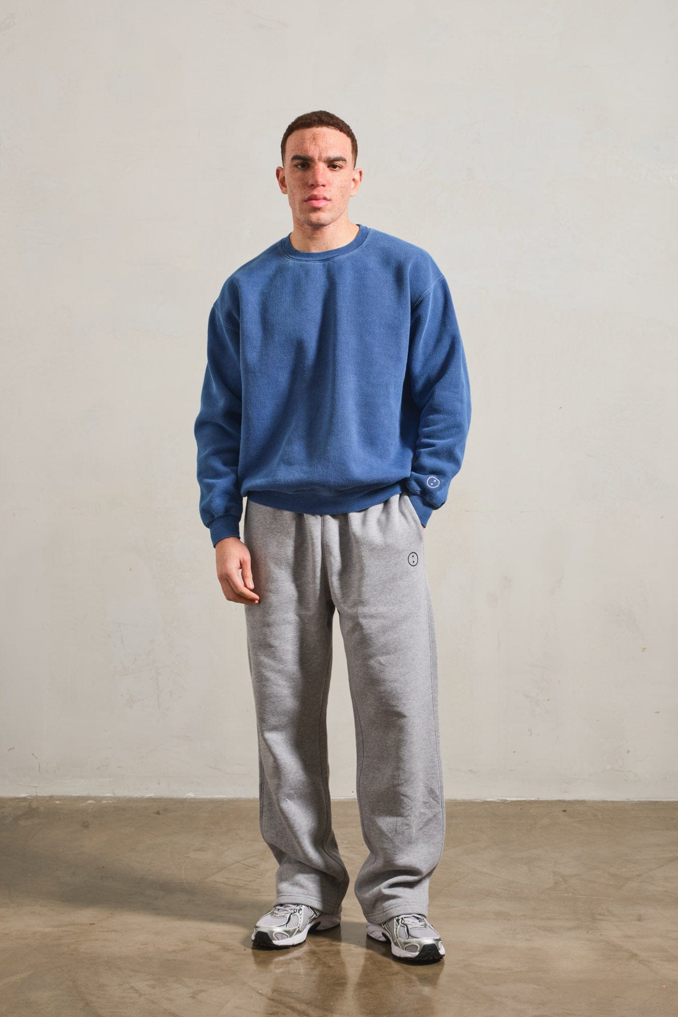 UN:IK Essentials Essentials Cuffless Joggers - Grey