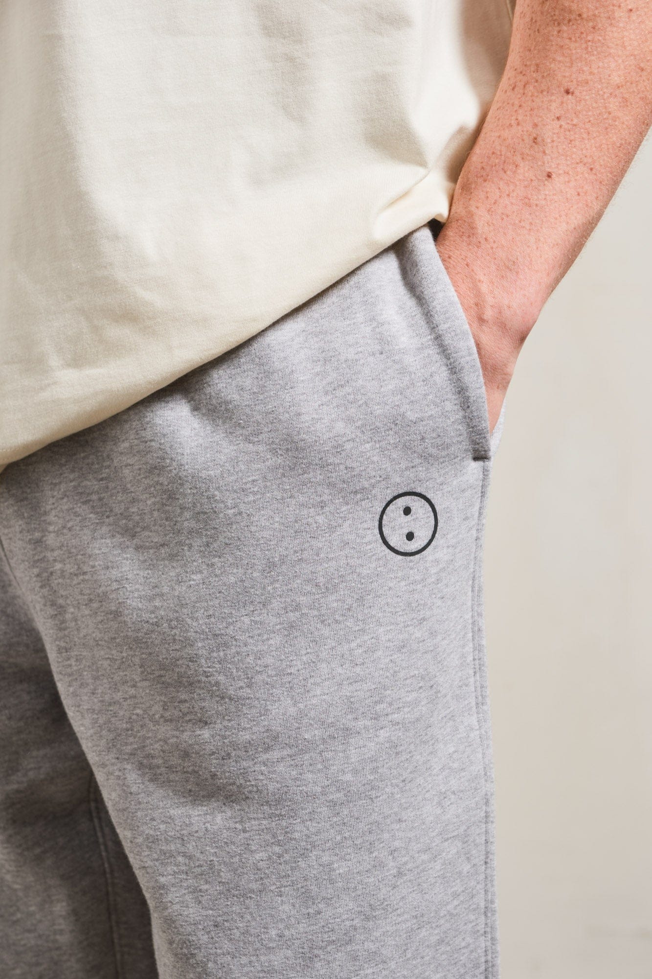 UN:IK Essentials Essentials Joggers - Grey
