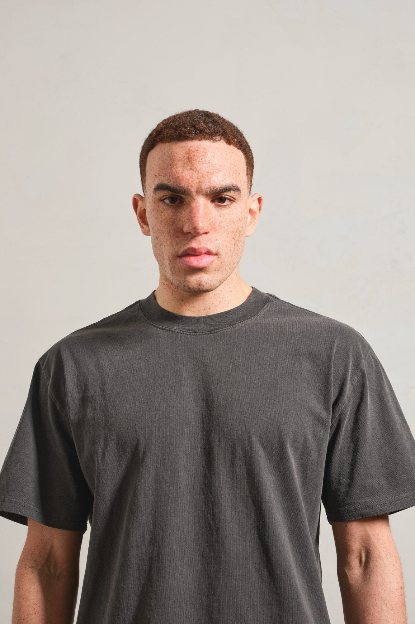 UN:IK Essentials Essentials Heavy Faded Tee - Vintage Coal