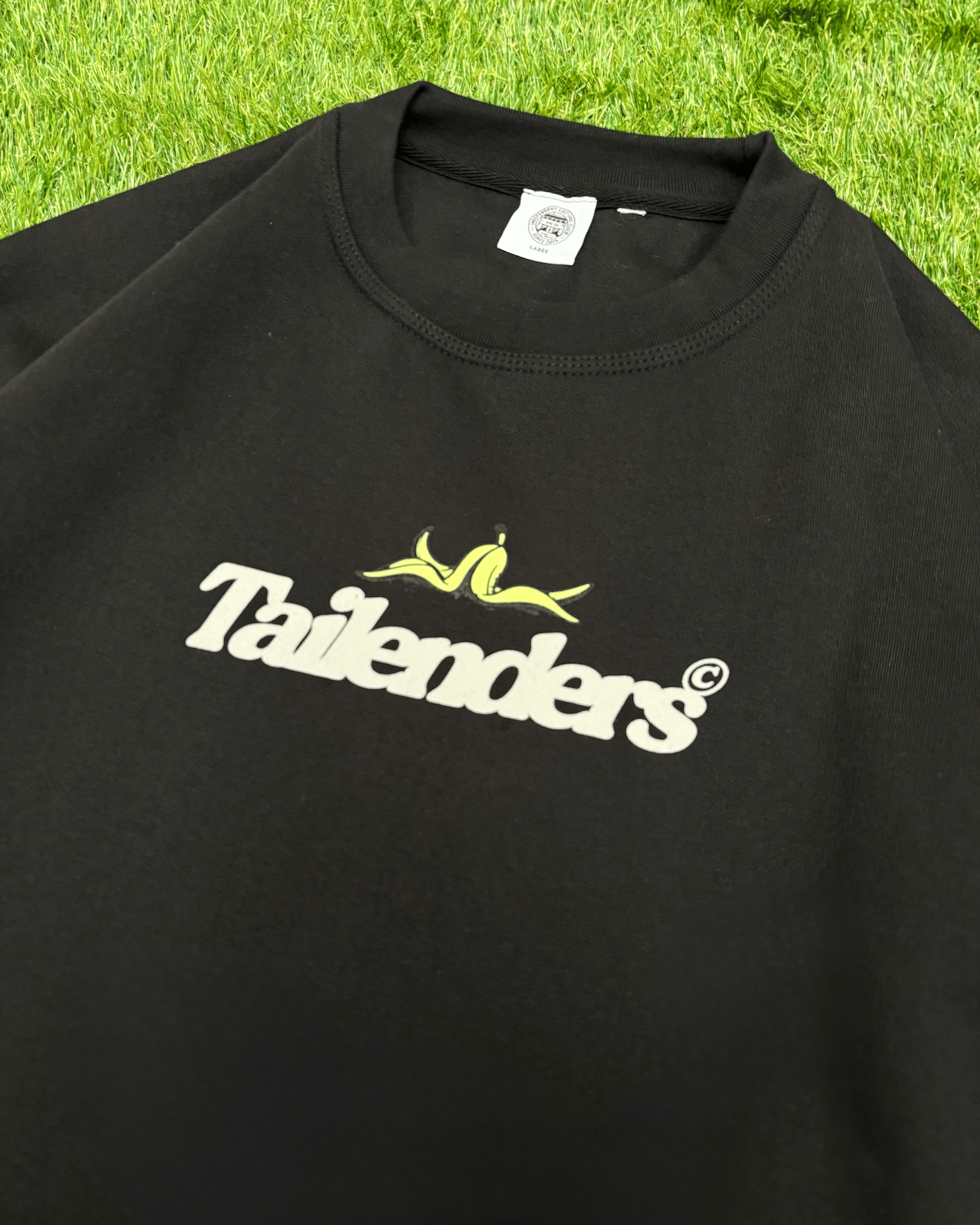 Tailenders 'Shot!' Sweater - Black