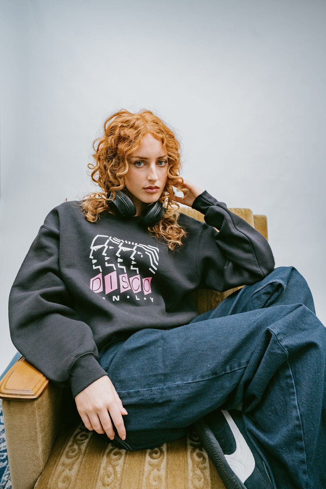 DISCO ONLY 'Dancing Heads' Sweater - Black