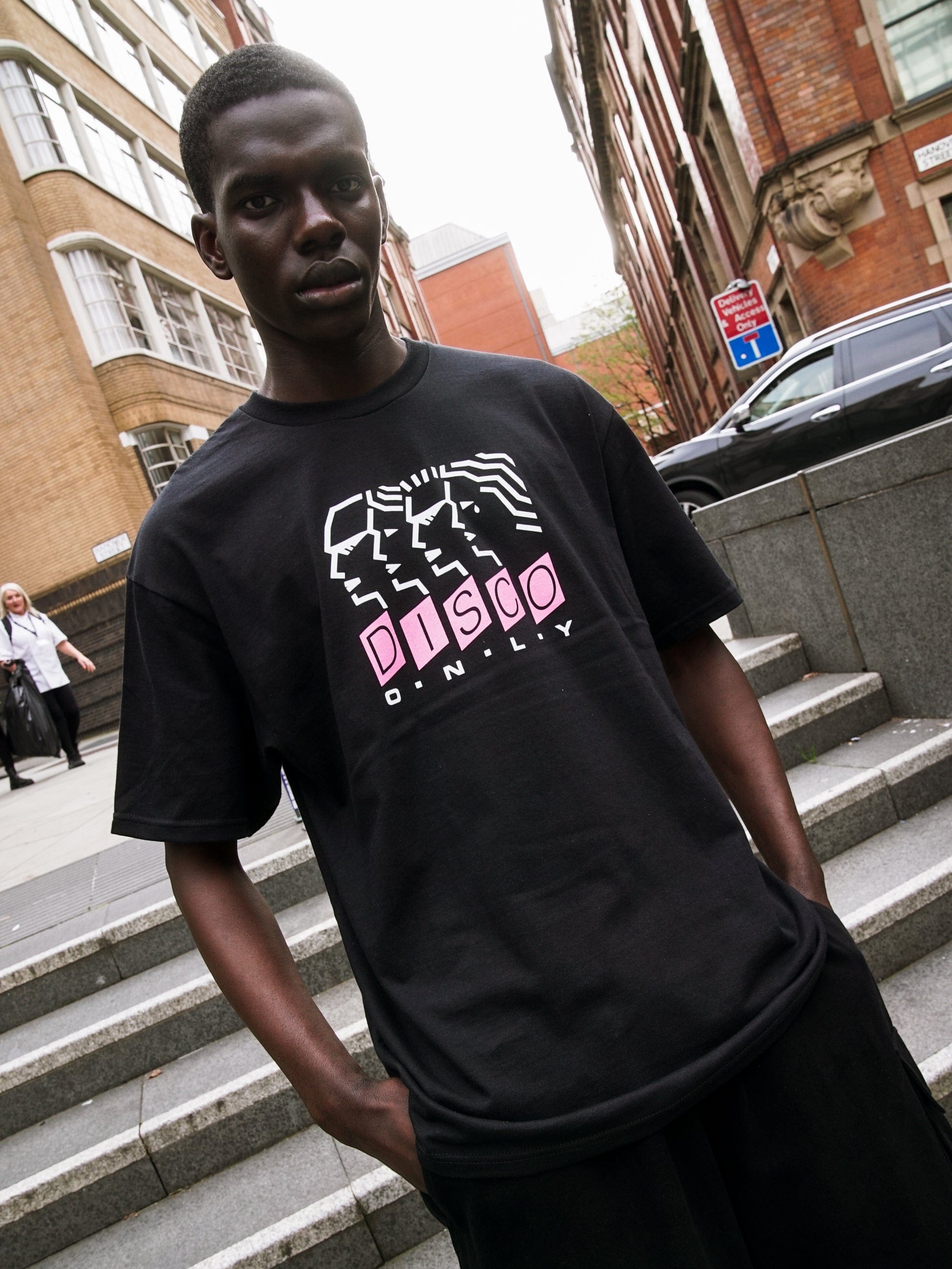 DISCO ONLY 'Dancing Heads' Tee - Black