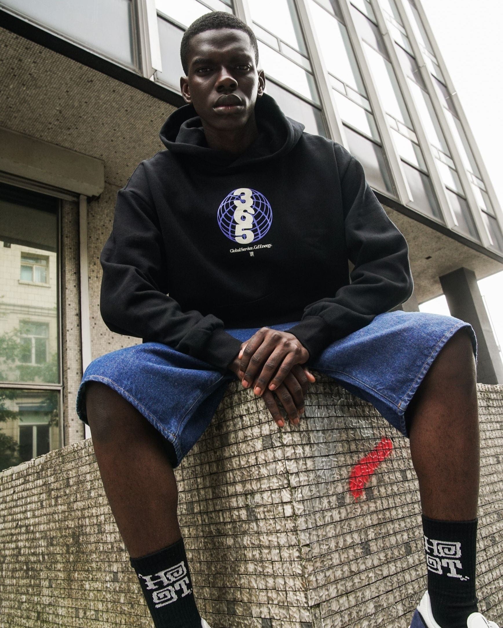 HAVE A GD TRIP 'Worldwide' Hoodie - Black