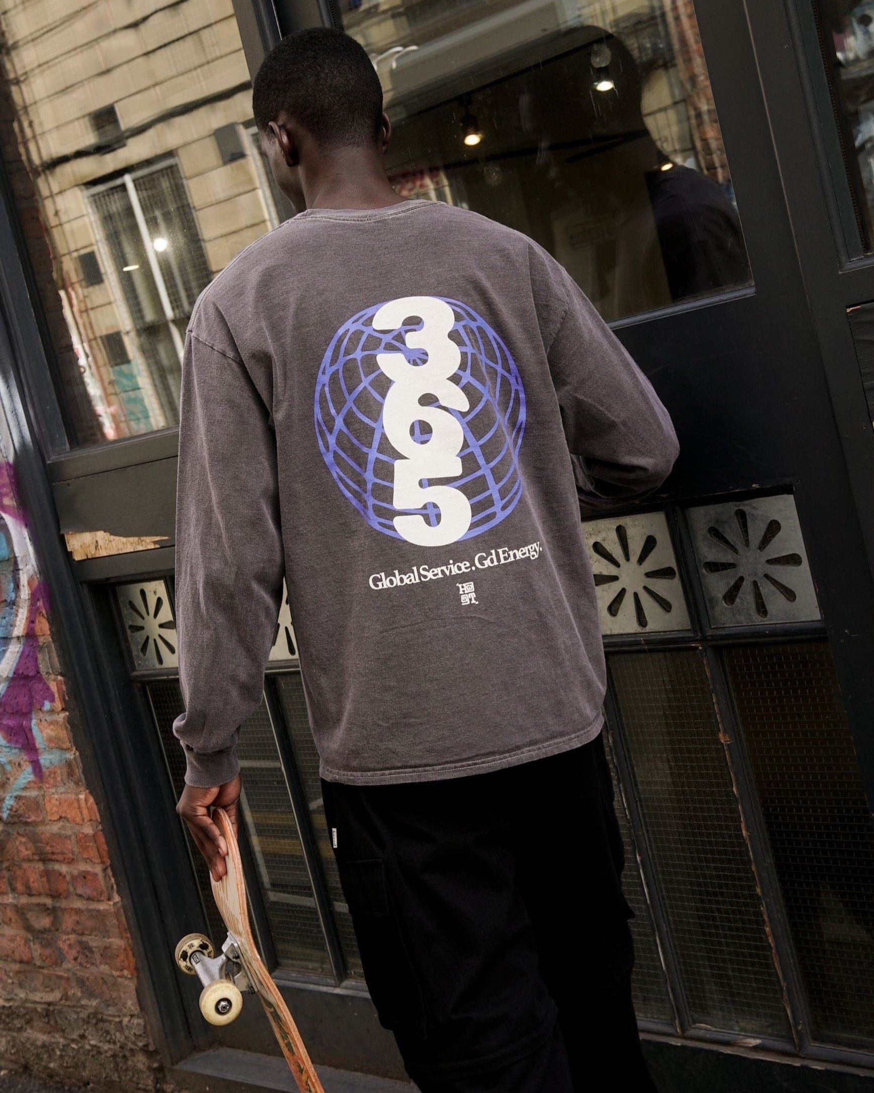 HAVE A GD TRIP 'Worldwide' Vintage Washed Longsleeve Tee - Brown