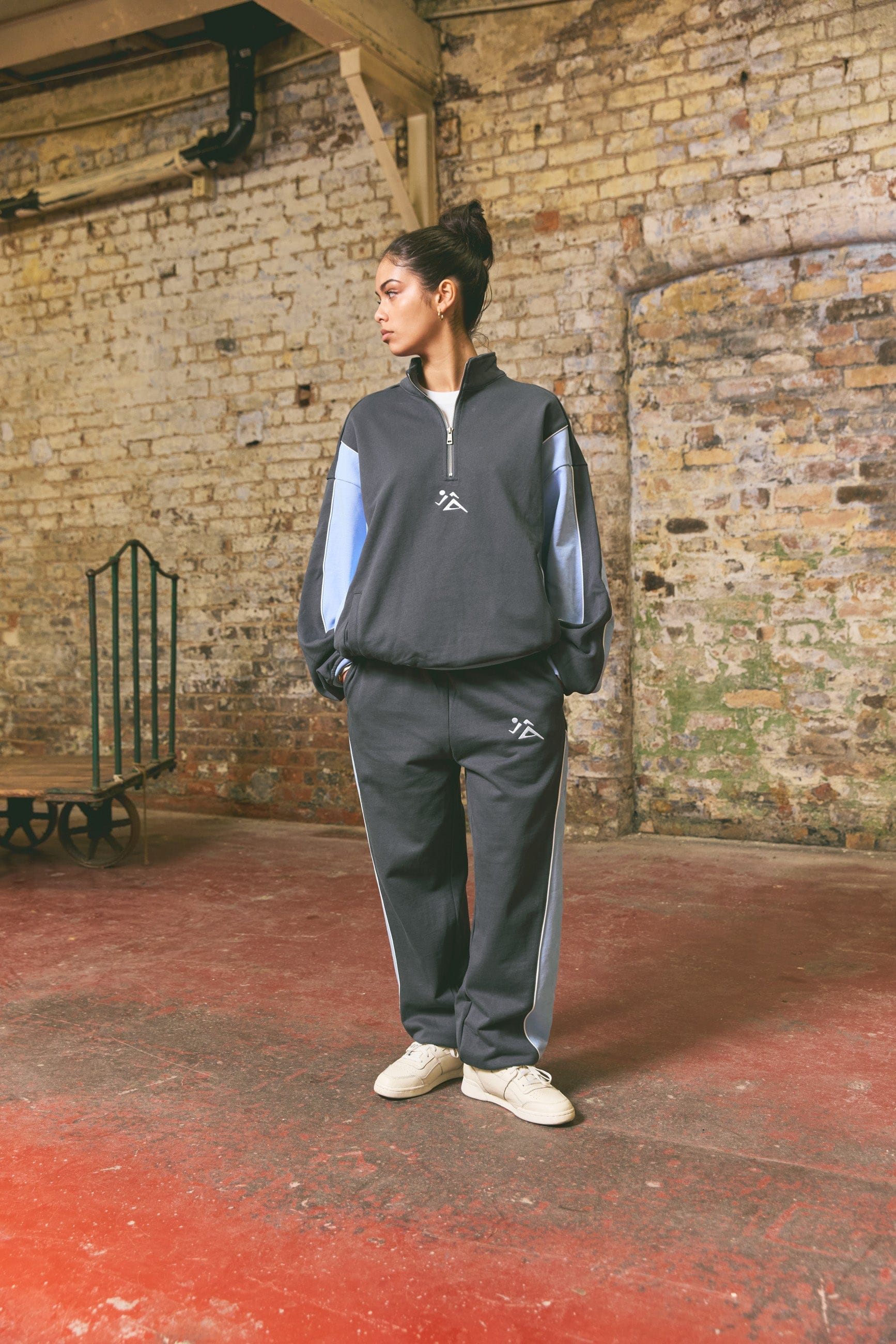 Vice 84 'Game Day' Heavyweight Joggers - Navy