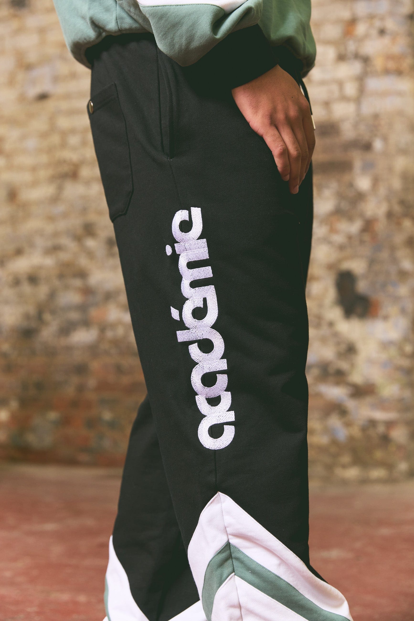 Vice 84 'Home Stretch' Heavyweight Joggers - Black