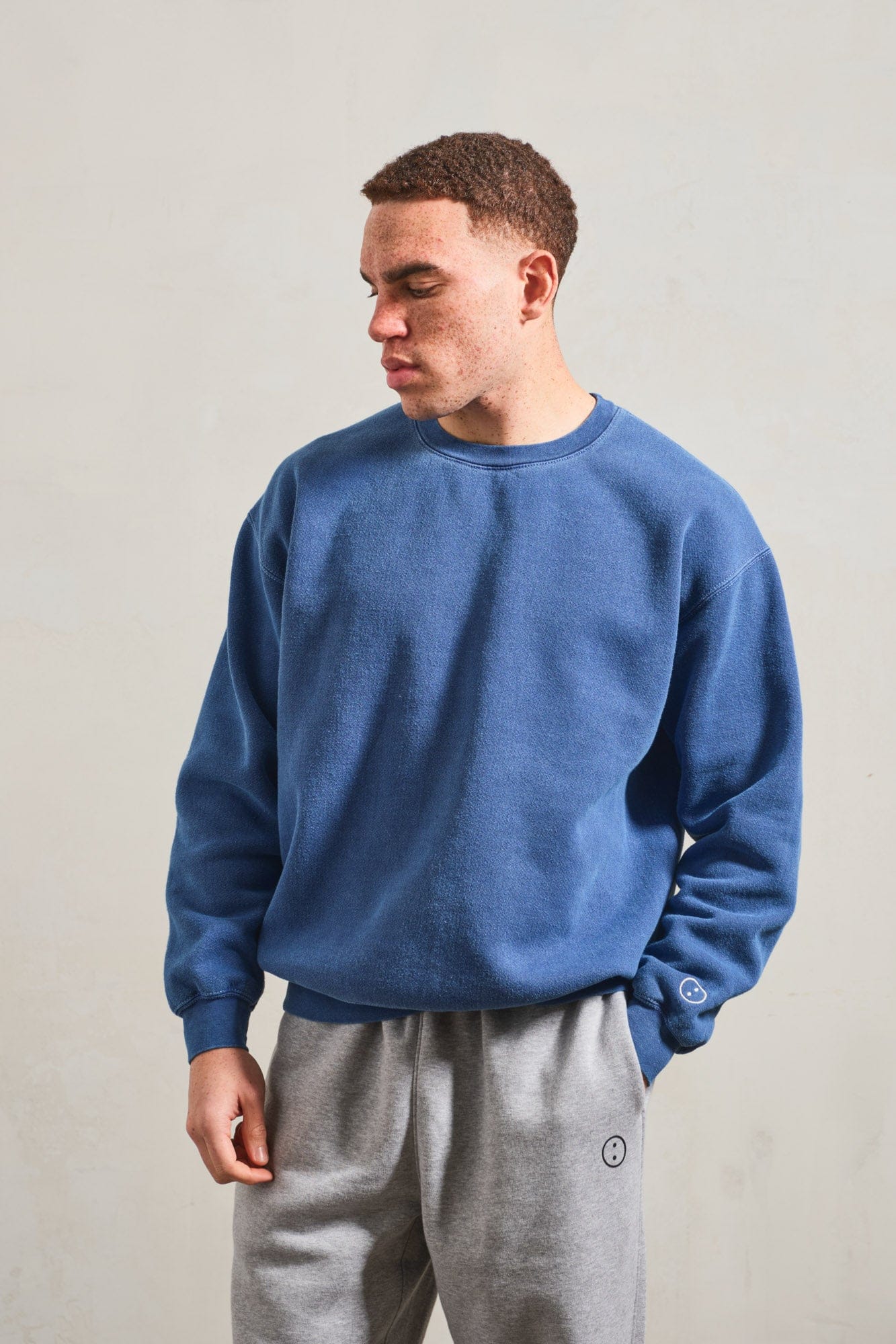 UN:IK Essentials Essentials Vintage Washed Sweater - Navy