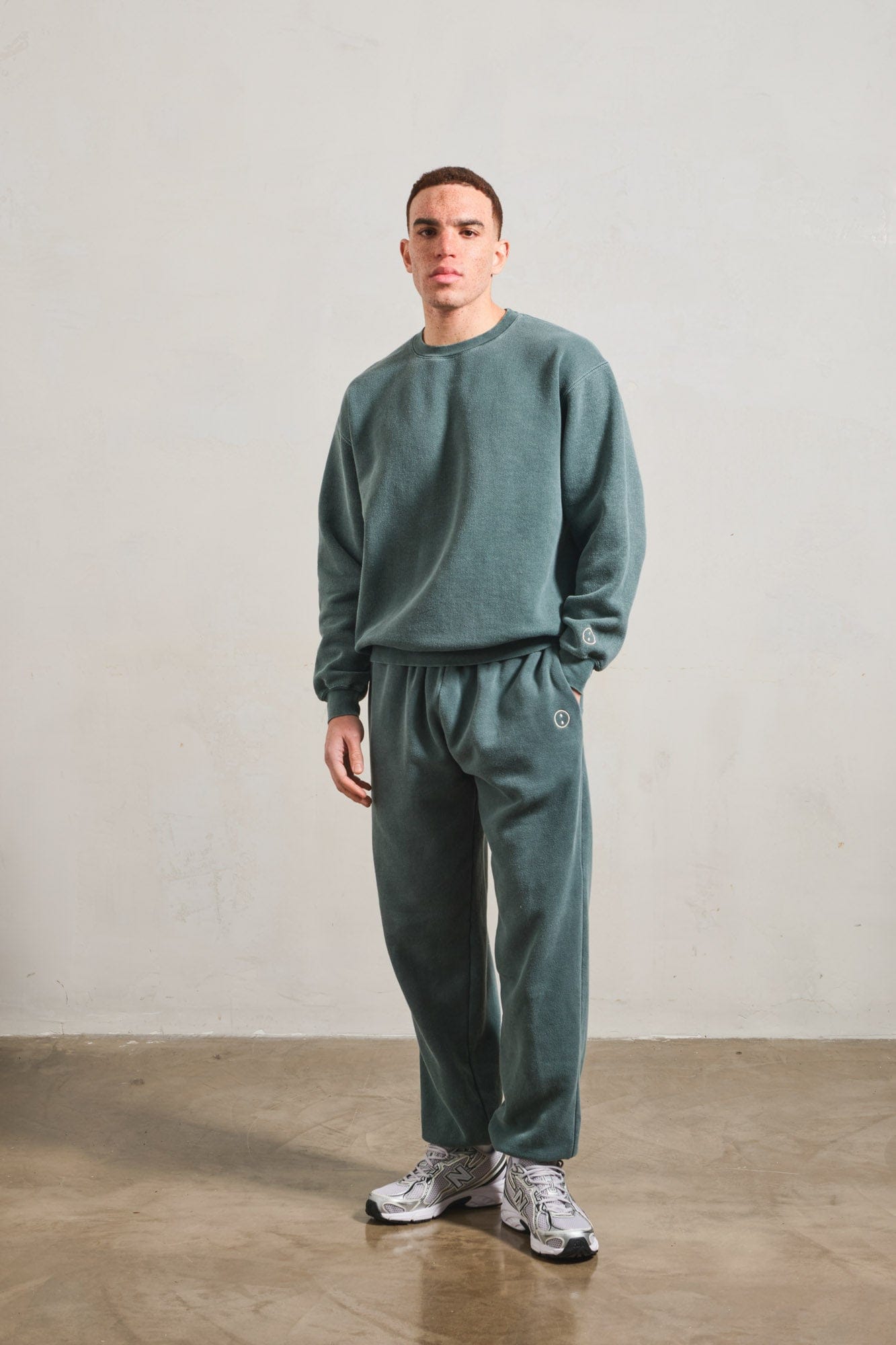 UN:IK Essentials Essentials Vintage Washed Joggers - Forest