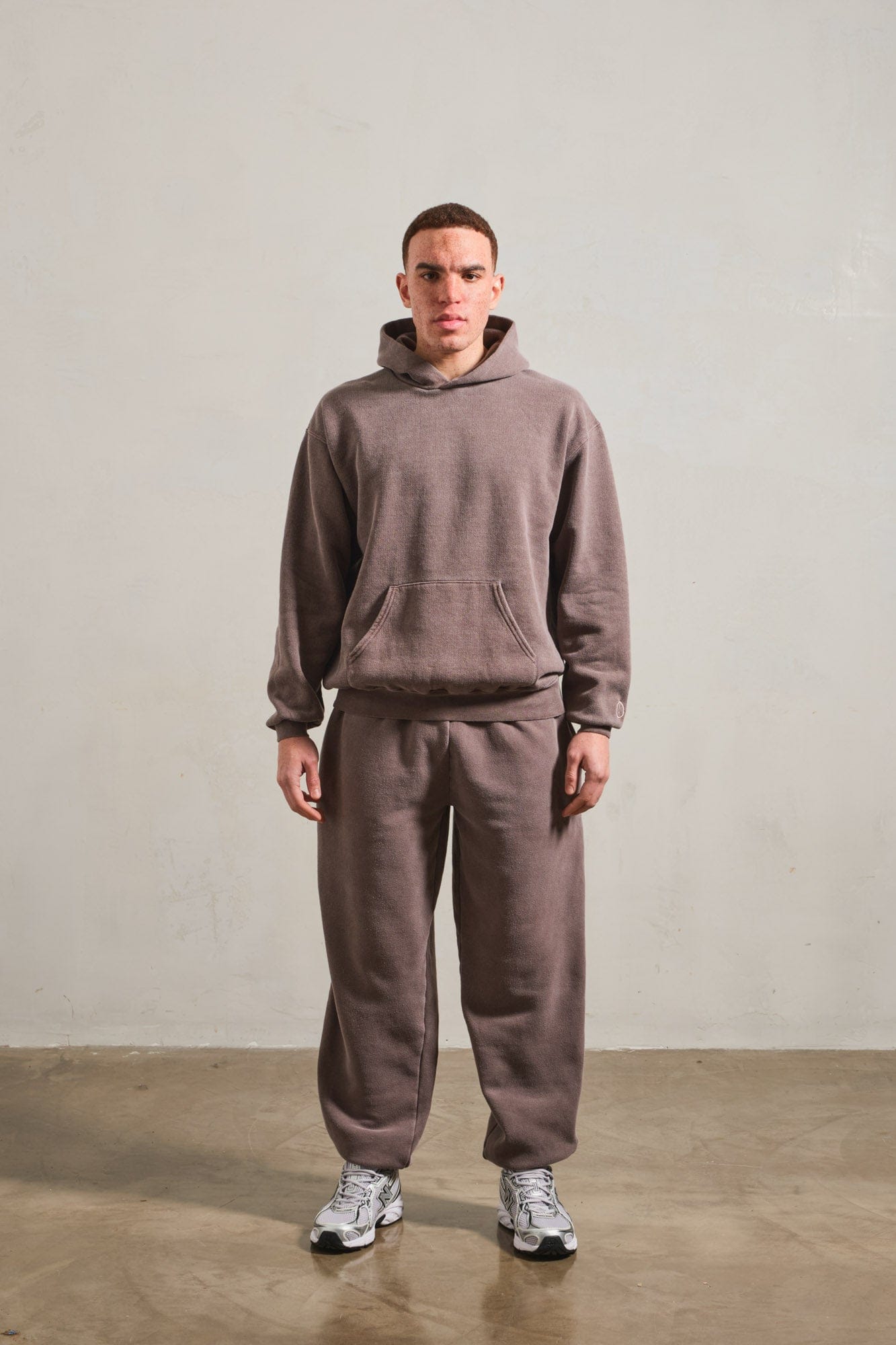 UN:IK Essentials Essentials Vintage Washed Joggers - Cocoa