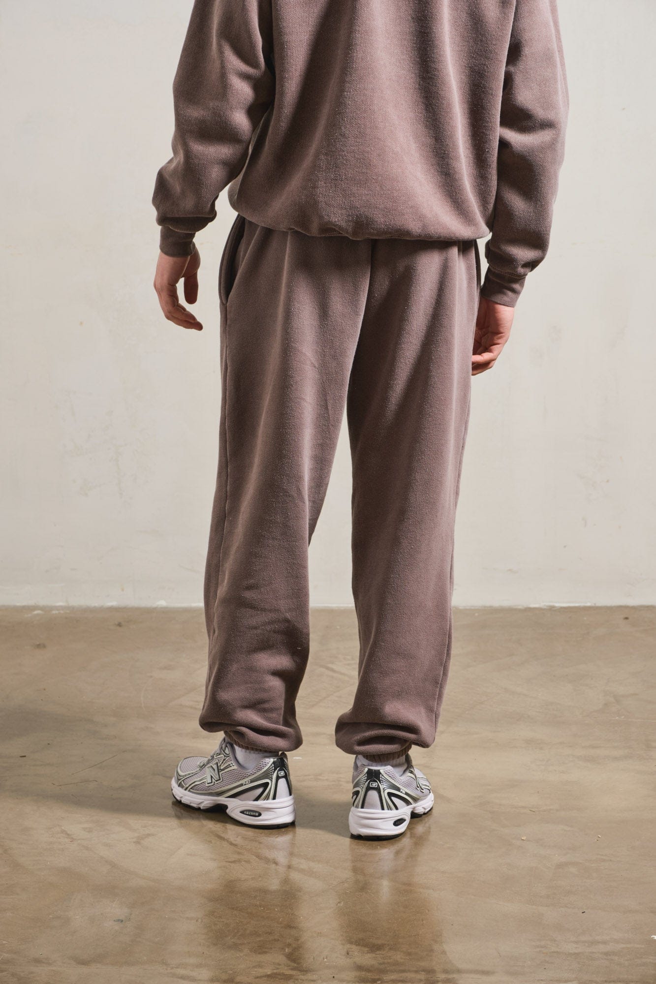 UN:IK Essentials Essentials Vintage Washed Joggers - Cocoa