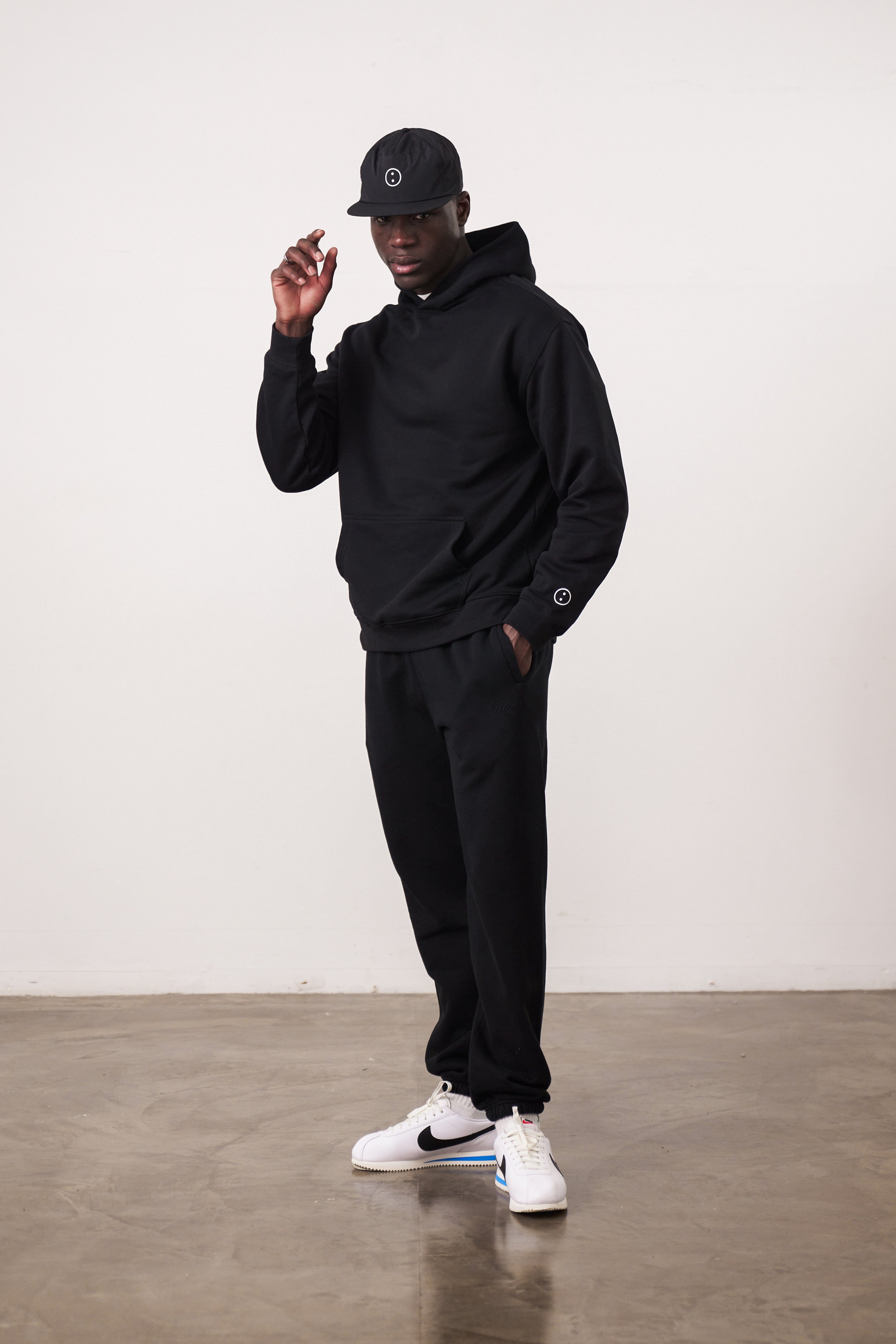 UN:IK Essentials Essentials Premium Hoodie - Black