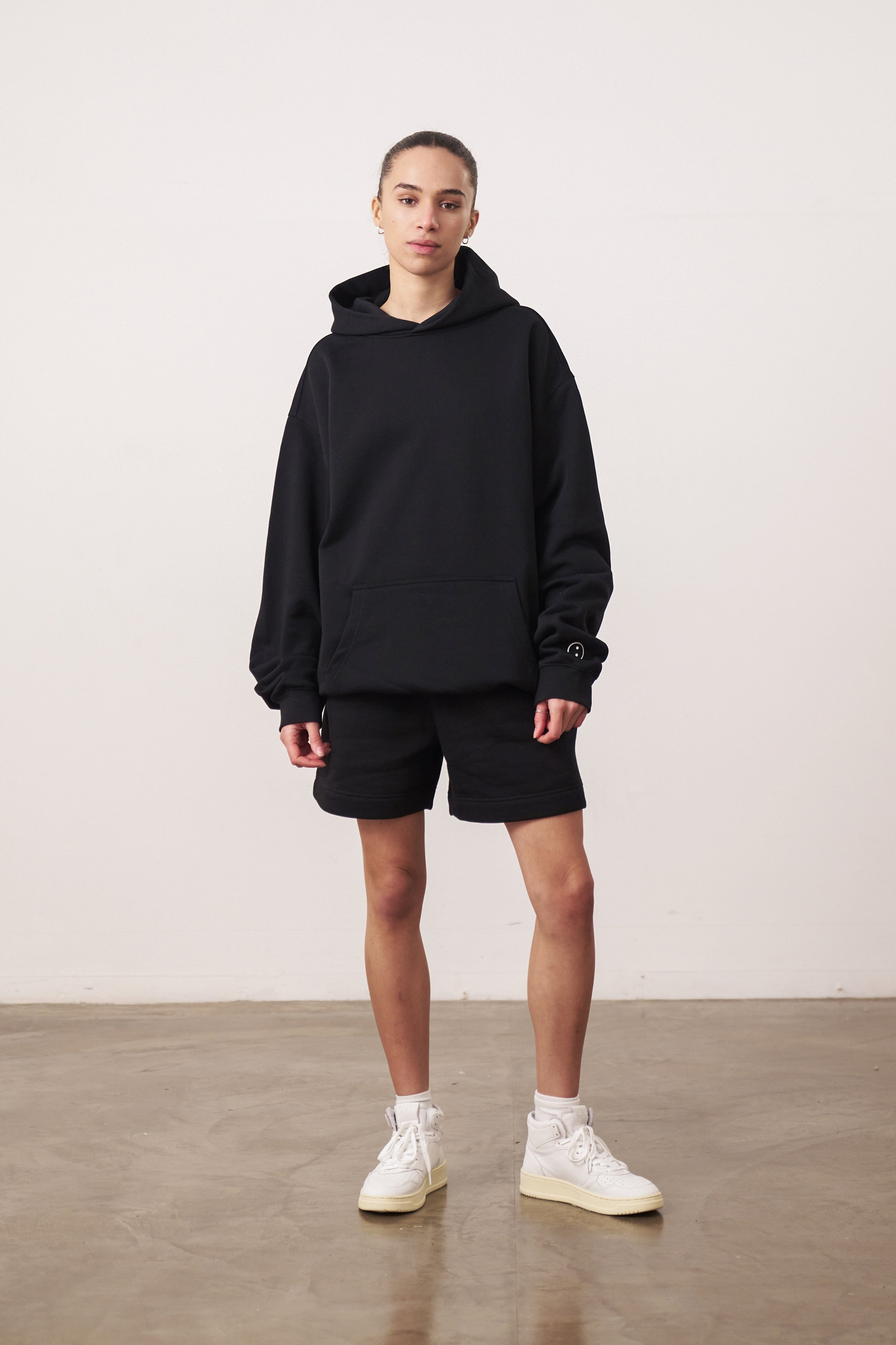 UN:IK Essentials Essentials Premium Hoodie - Black