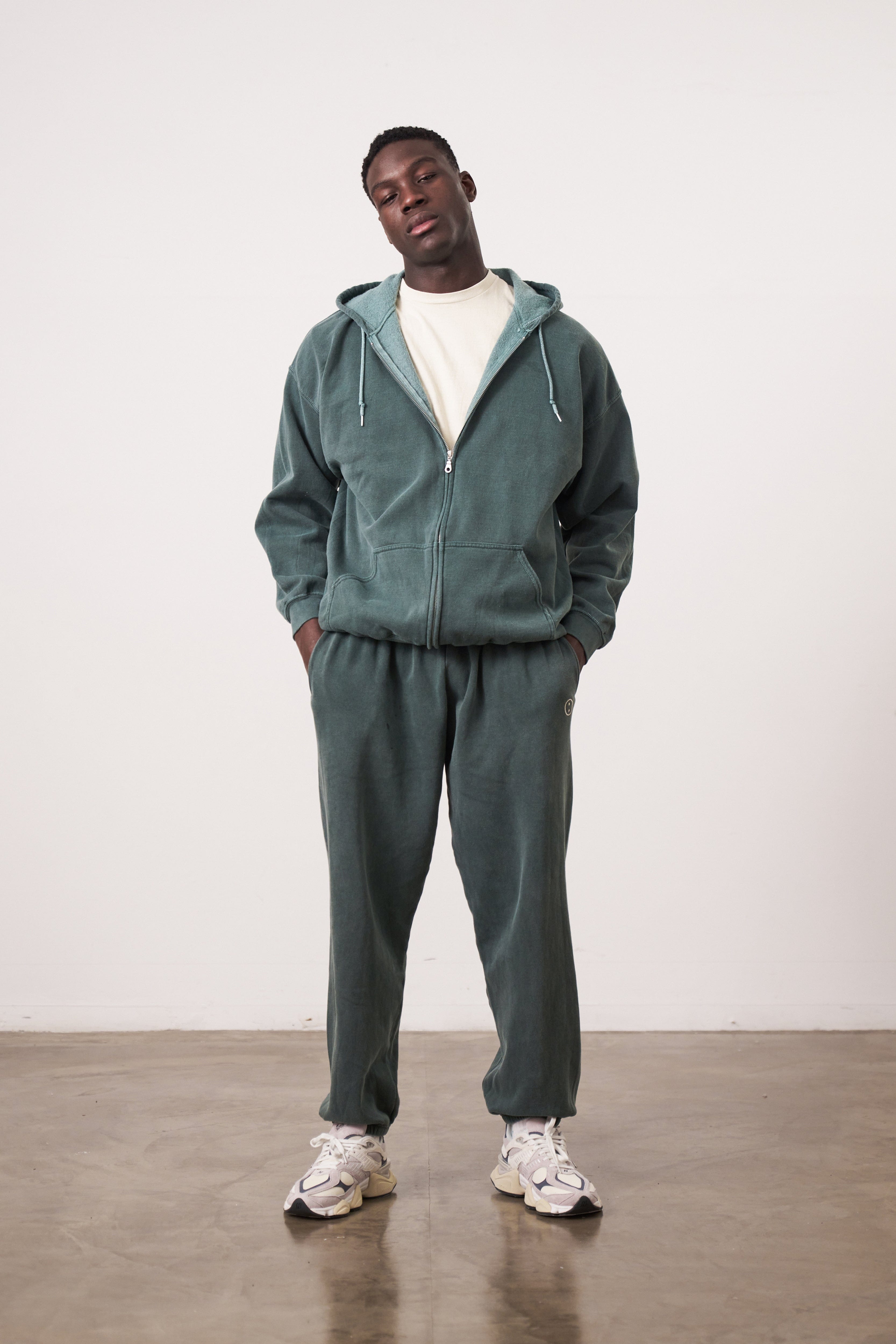 UN:IK Essentials Essentials Vintage Washed Zip-Up Hoodie & Jogger Set - Forest
