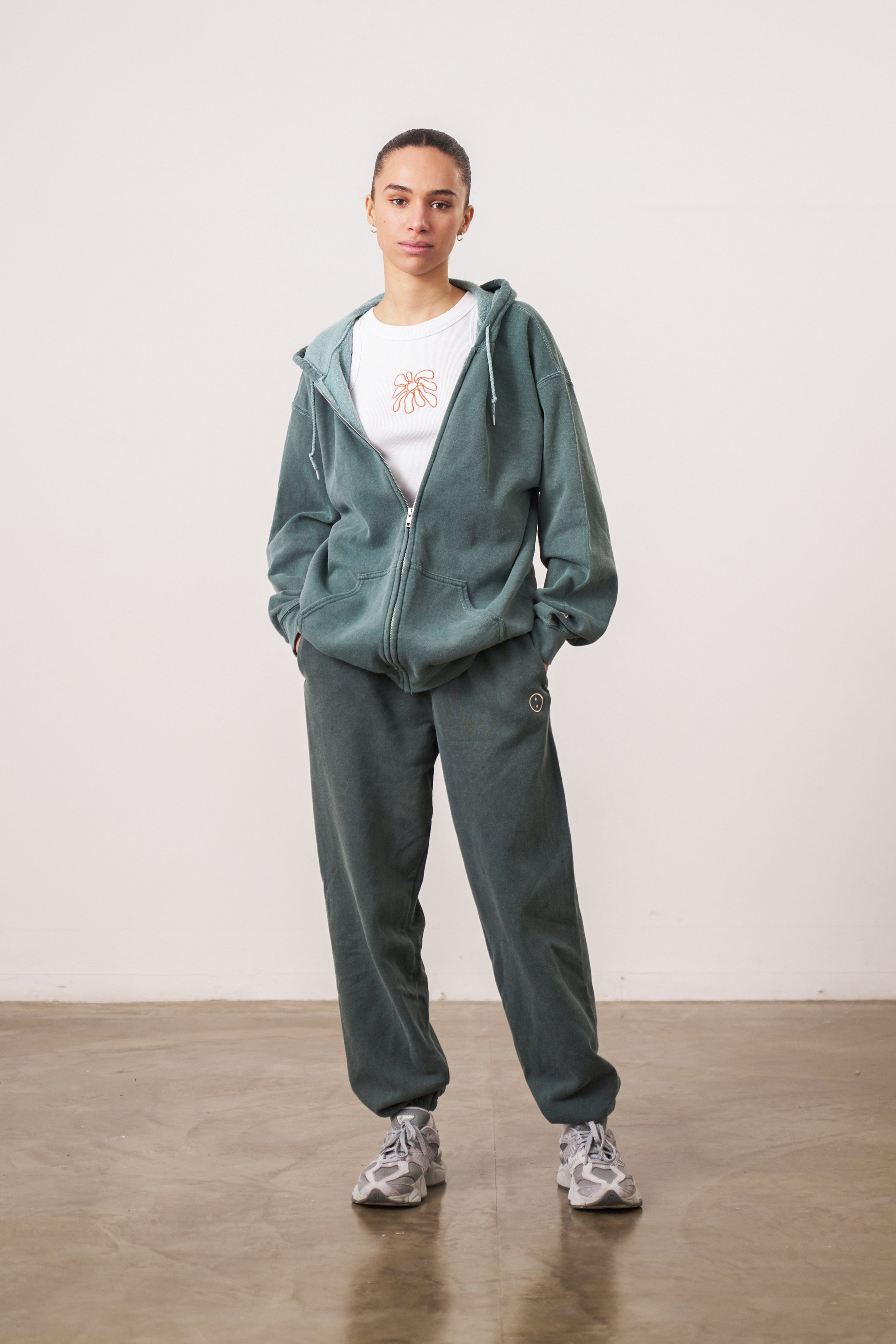 UN:IK Essentials Essentials Vintage Washed Zip-Up Hoodie & Jogger Set - Forest