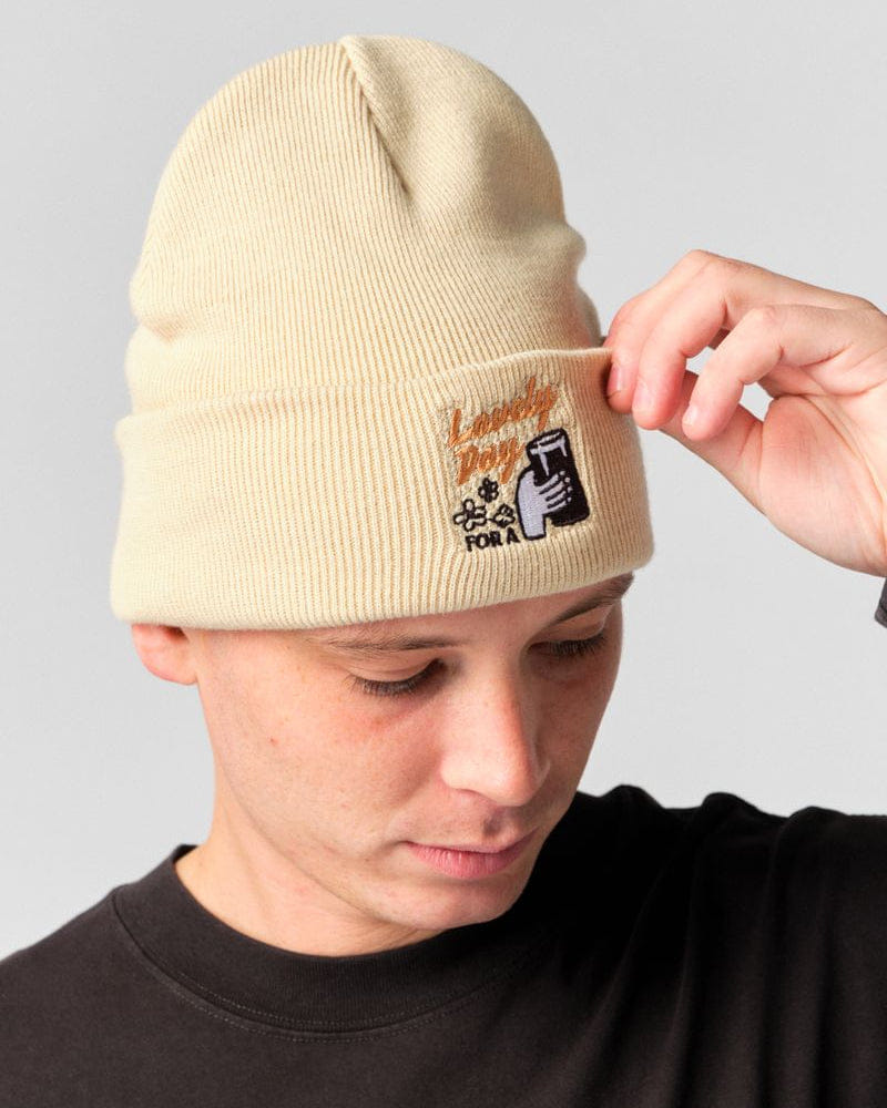 Guinness x UN:IK 'Cheers' Sweater & Beanie Bundle - Green/Sand