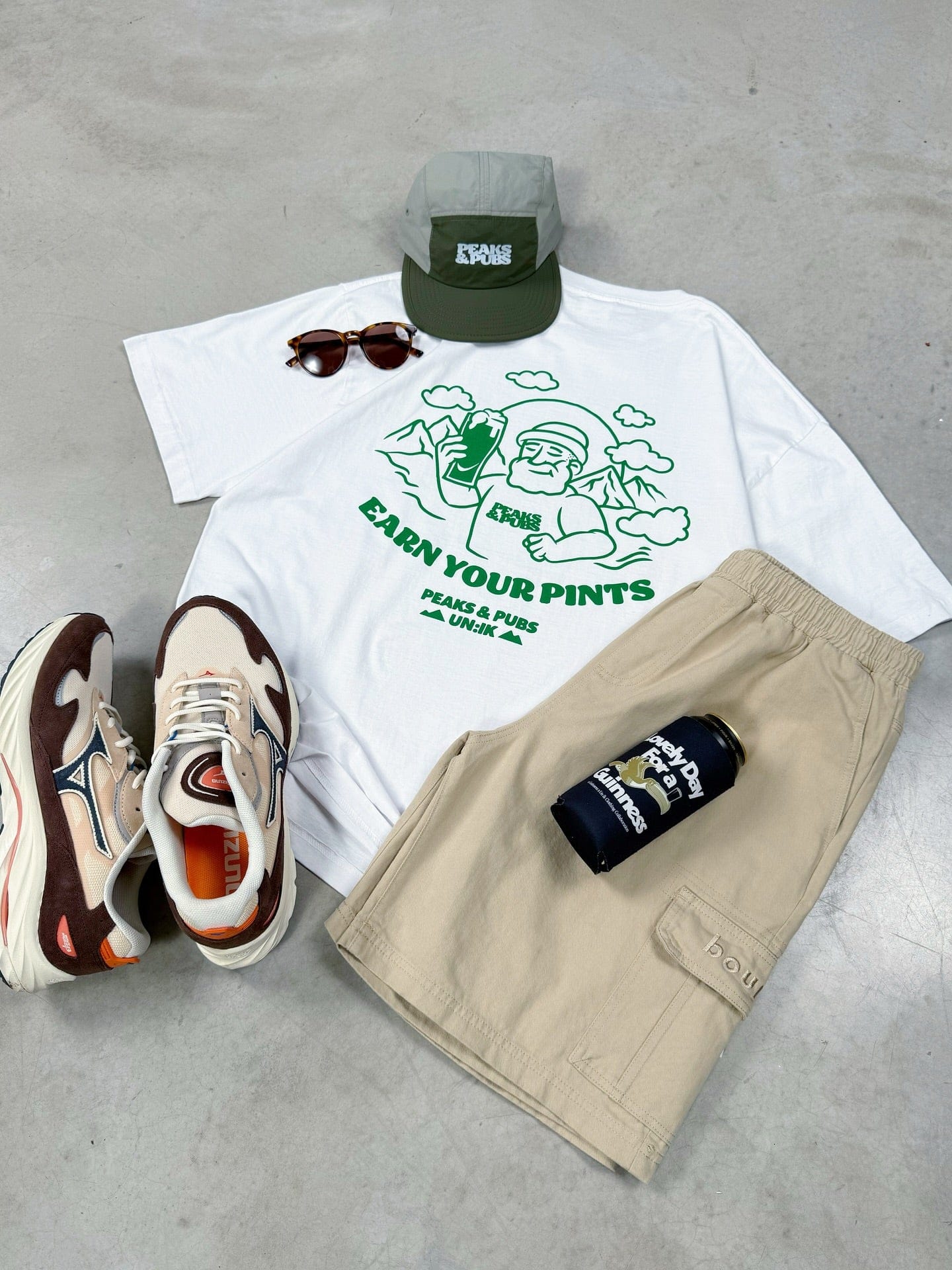 Peaks & Pubs 'Earn Your Pints' Tee - White