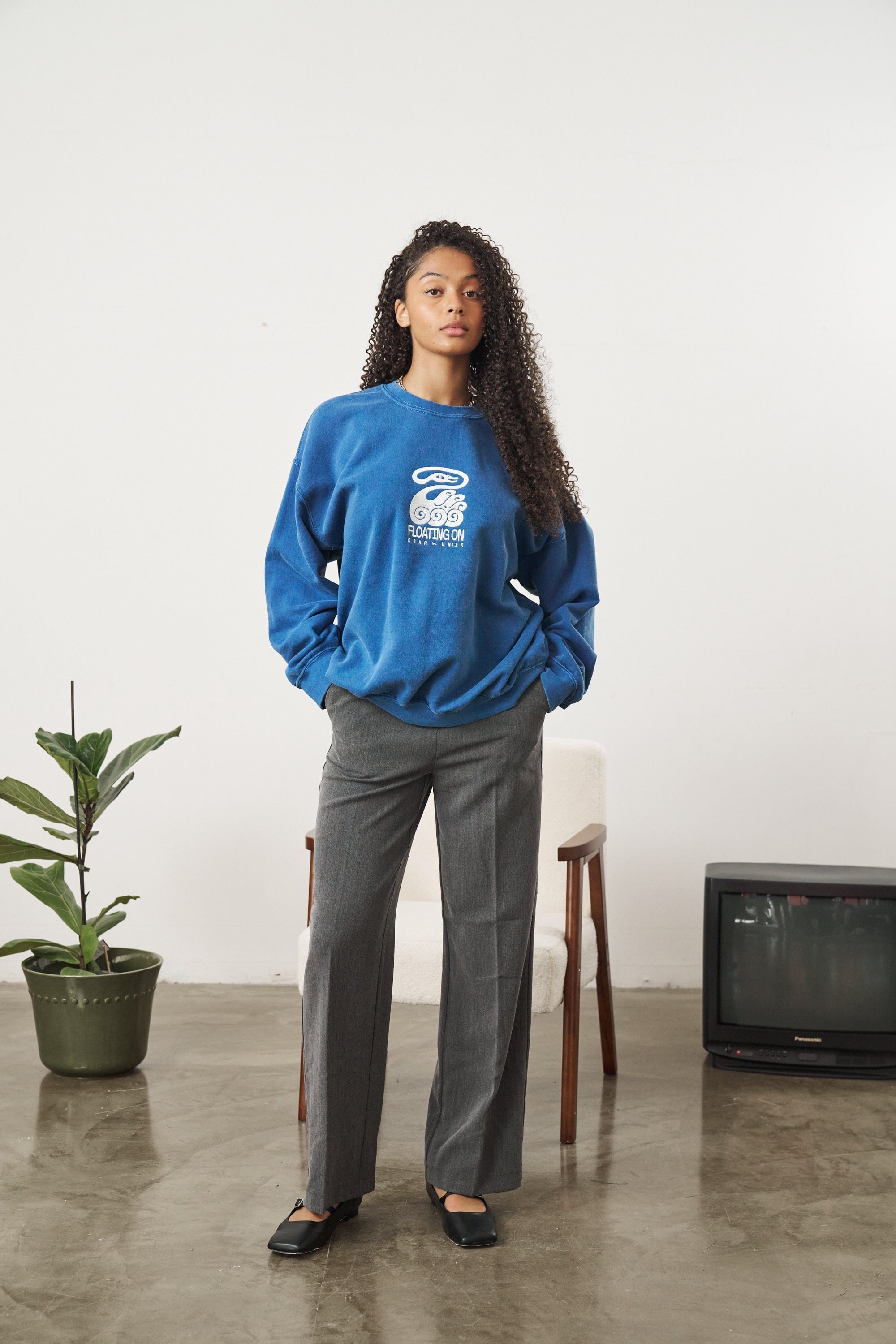 KBar Design KBAR X UN:IK 'Floating On' Vintage Washed Sweater - Blue