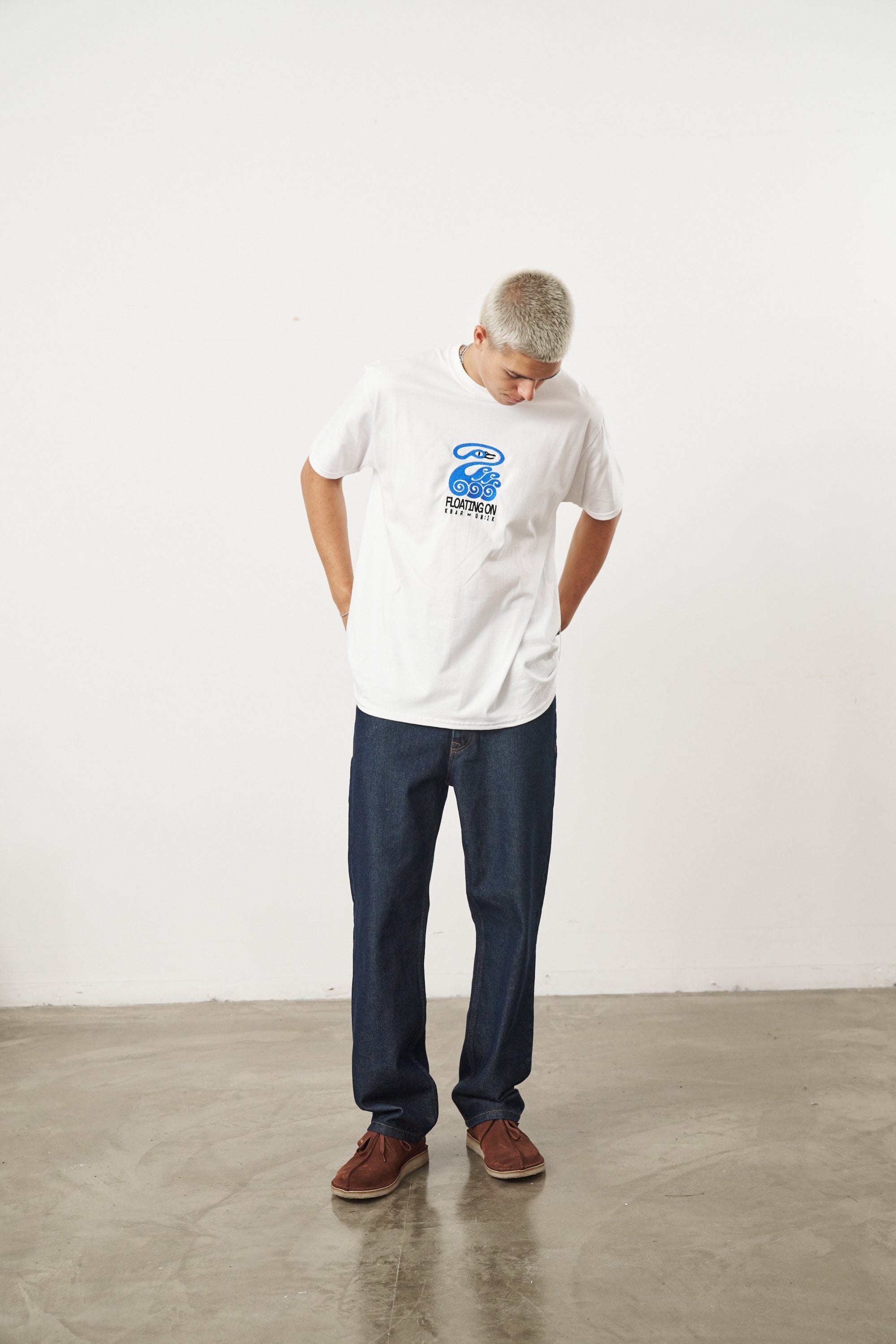 KBar Design KBAR X UN:IK 'Floating On' Embroidered Tee - White