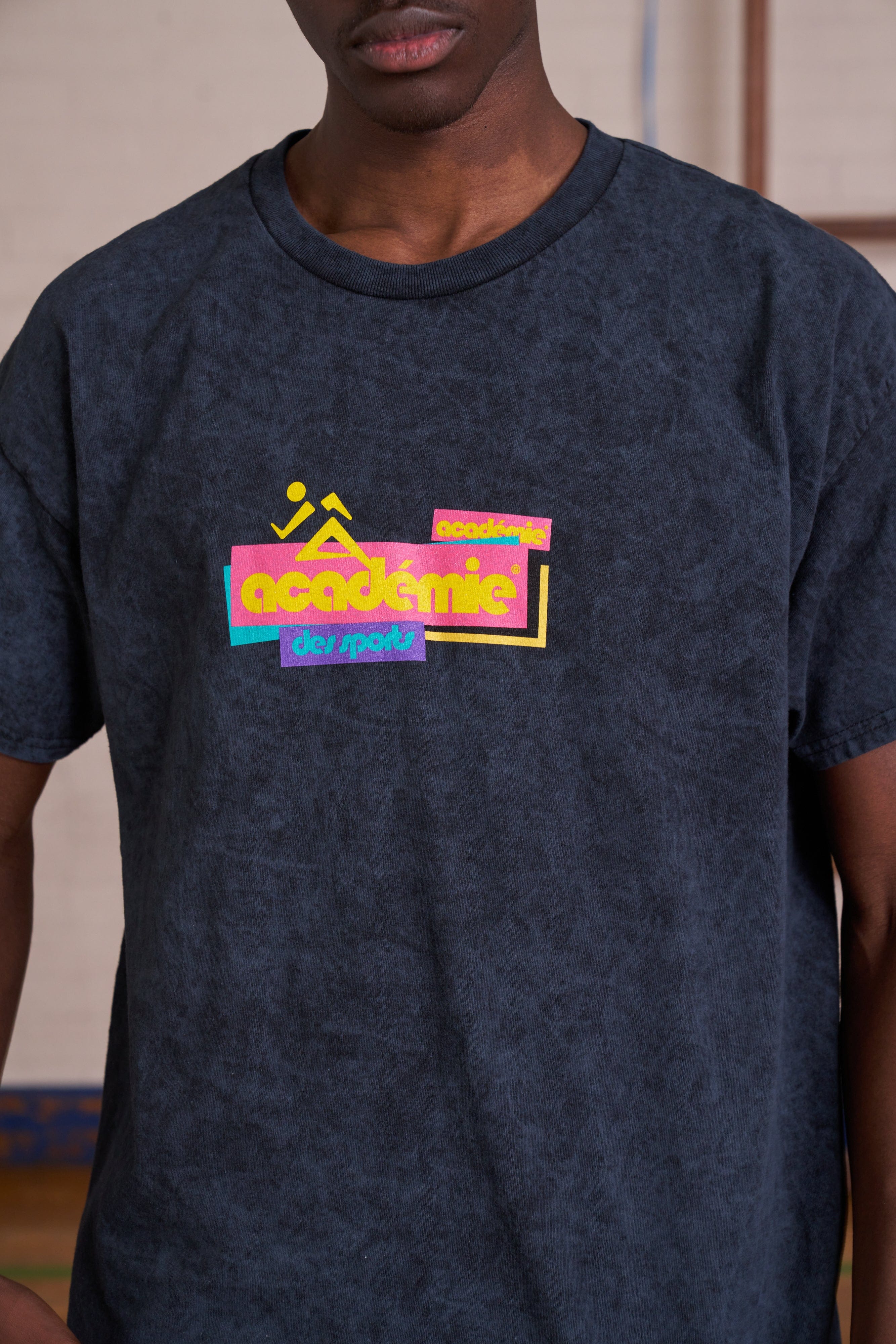 Vice 84 'Retro Runner' Acid Wash Tee - Black