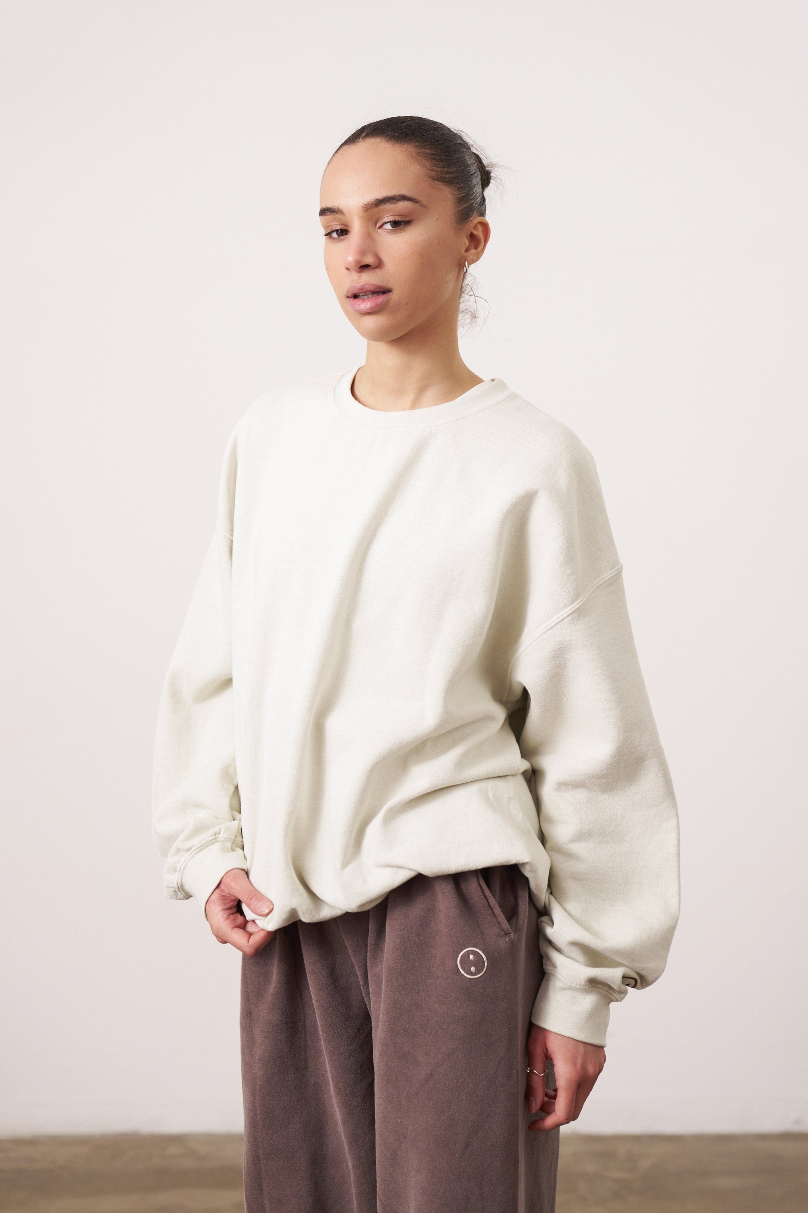 UN:IK Essentials Essentials Vintage Washed Sweater - Ivory