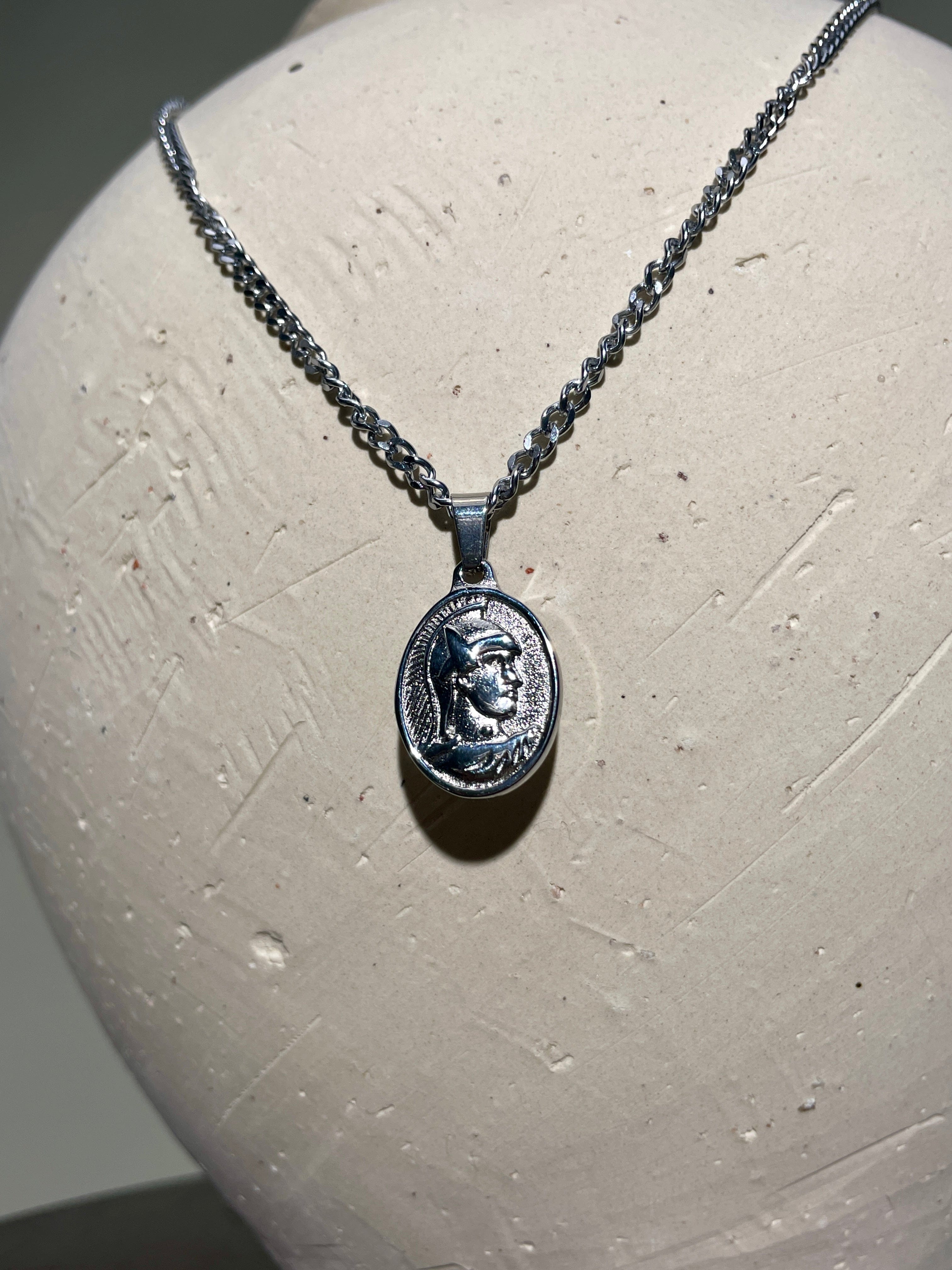 UN:IK Jewellery Centurion Pendant Necklace - Silver / Gold