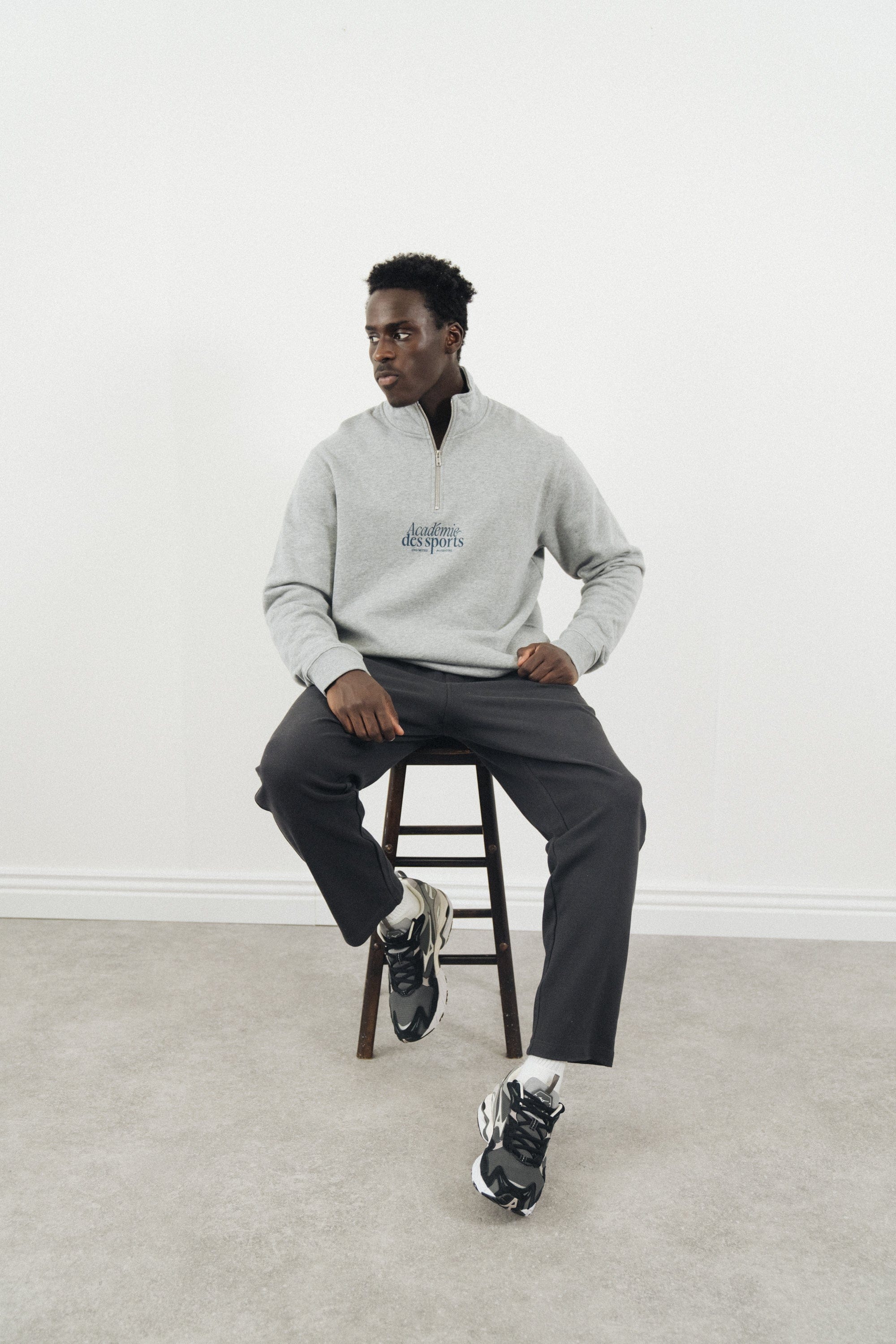 Vice 84 'Académie Des Sports Script' 1/4 Zip Sweater - Grey